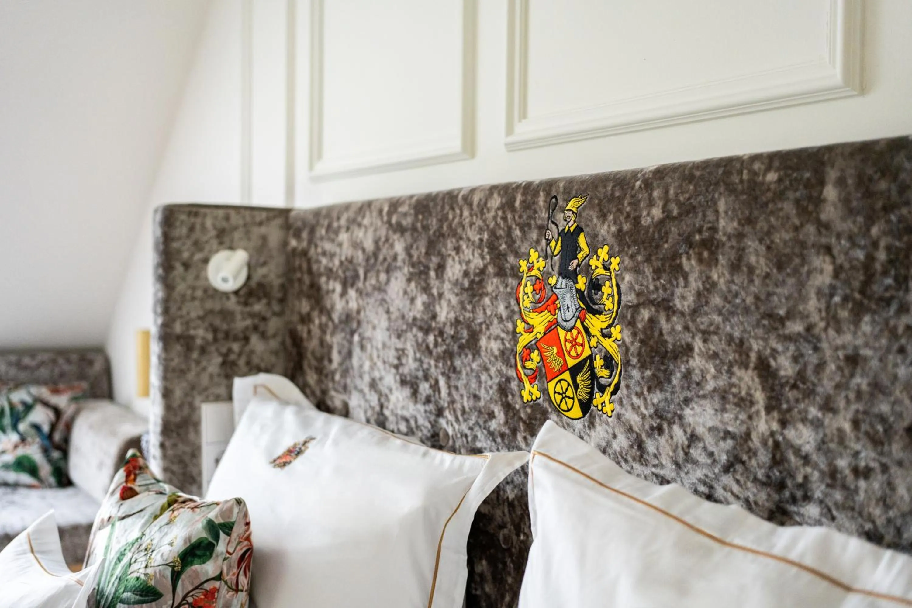 Bed in SCHLOSSRESIDENZ - Boutique Apartments & Hotel Suiten