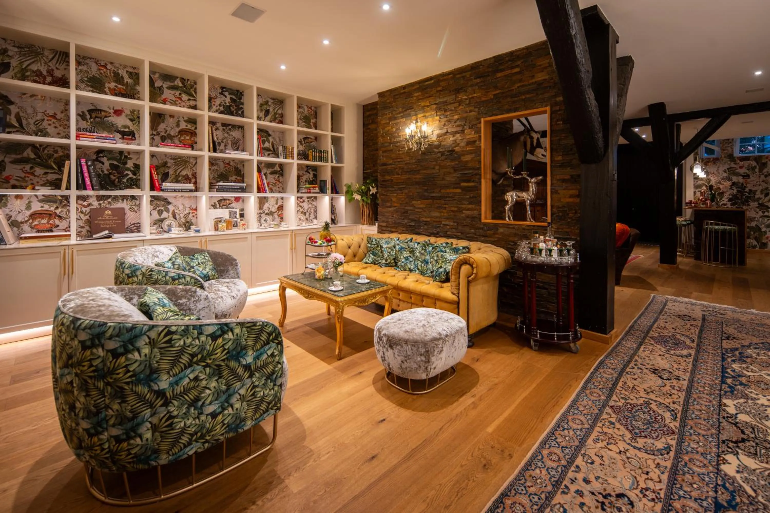 Library in SCHLOSSRESIDENZ - Boutique Apartments & Hotel Suiten