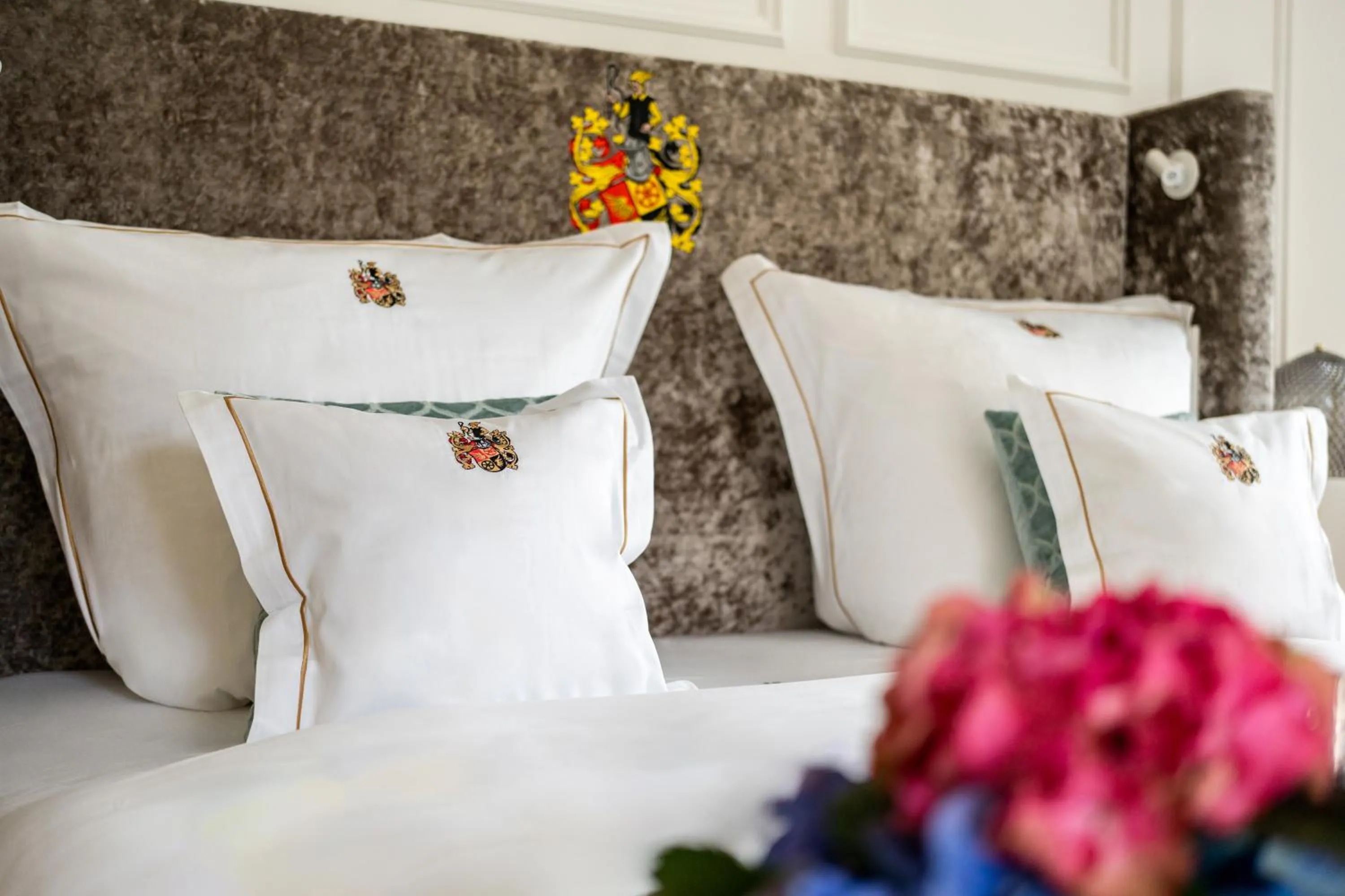 Bed in SCHLOSSRESIDENZ - Boutique Apartments & Hotel Suiten