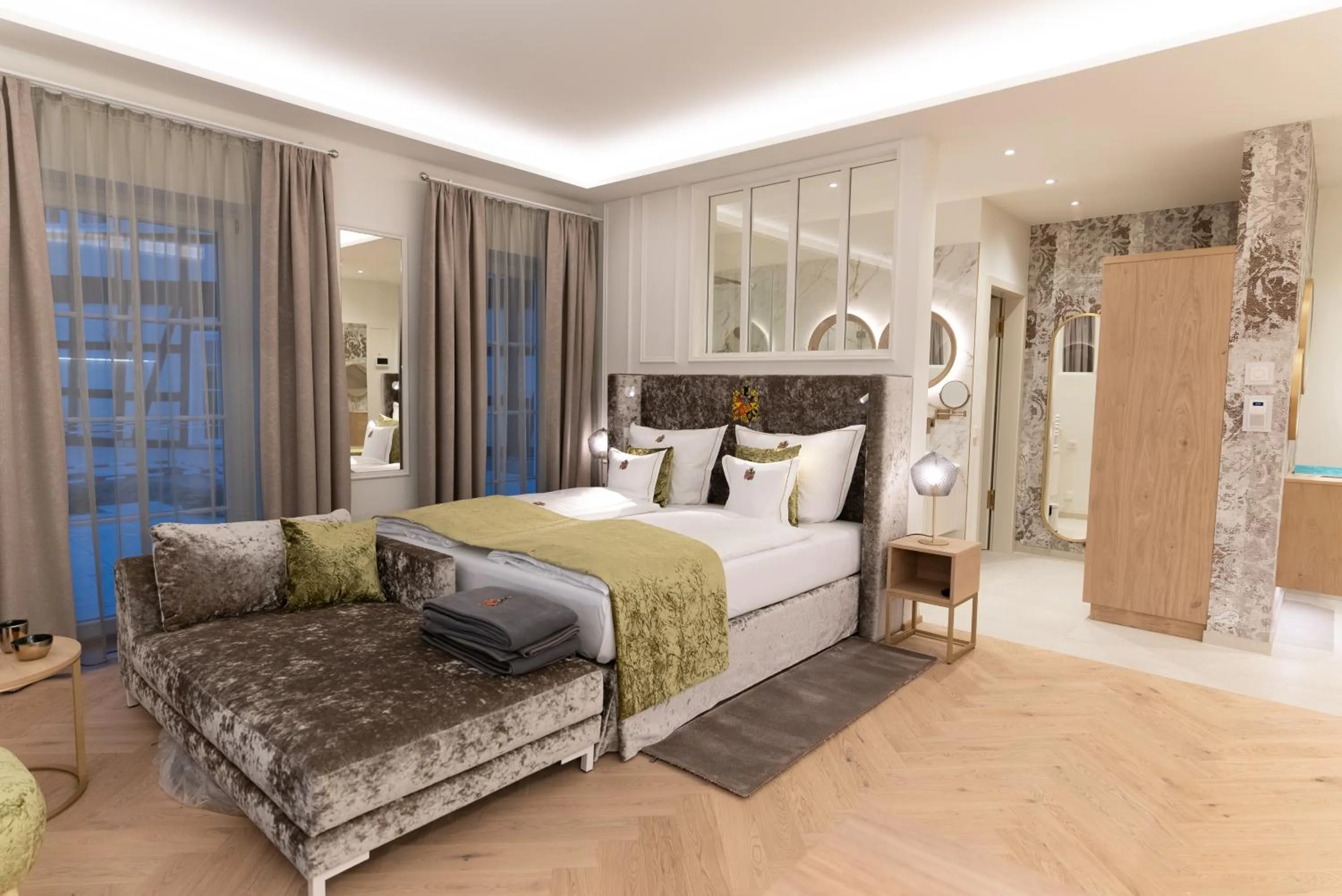 Bed in SCHLOSSRESIDENZ - Boutique Apartments & Hotel Suiten