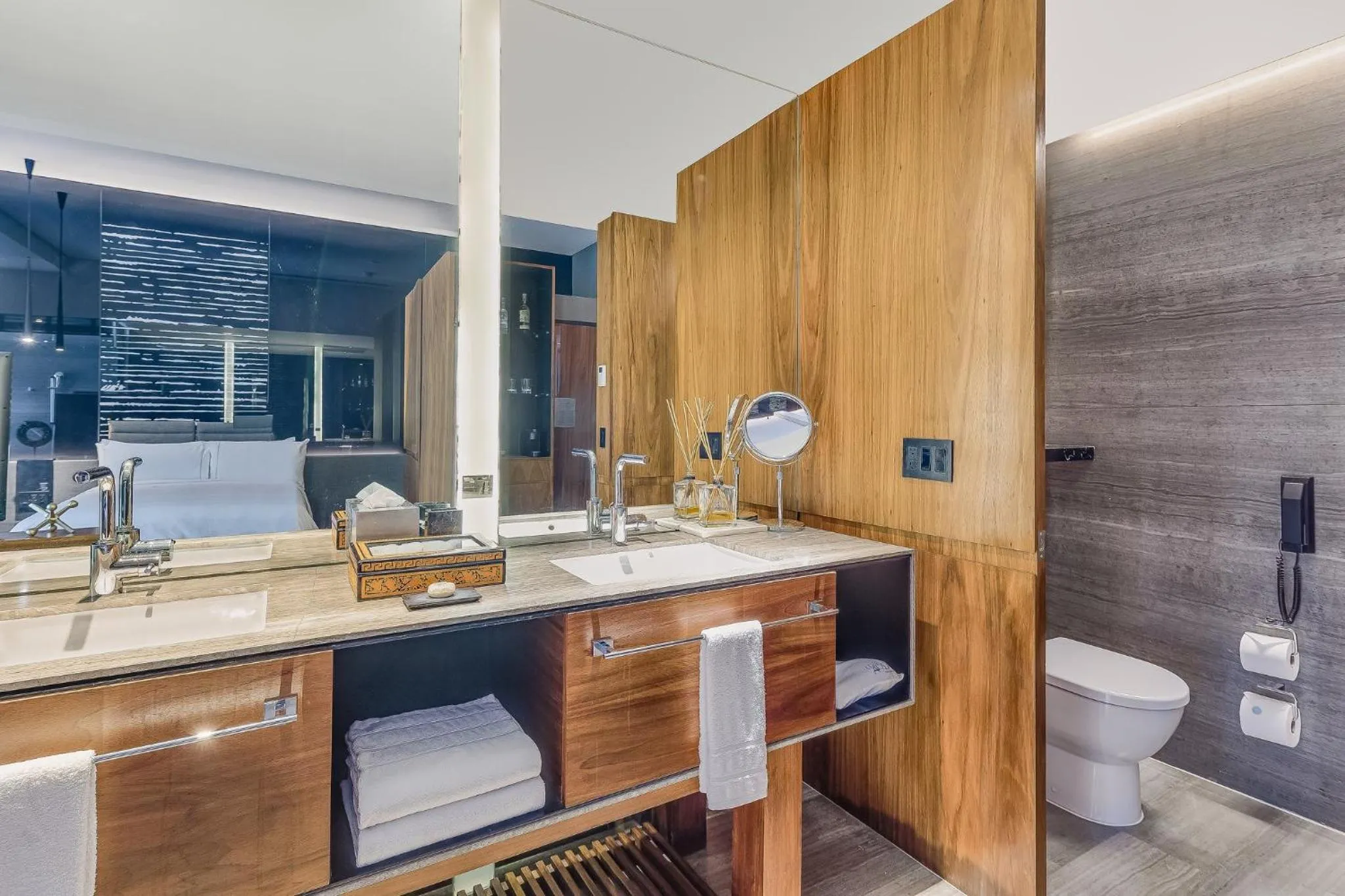 Property building in Live Aqua Monterrey