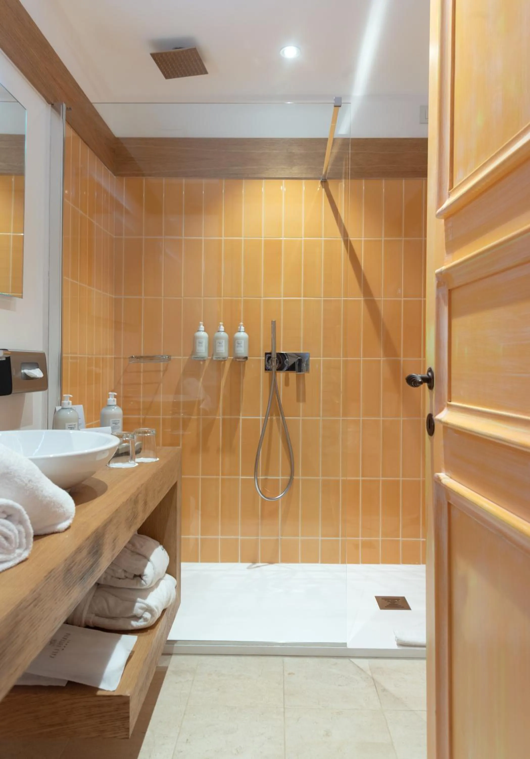 Bathroom in Hotel Cala Caterina