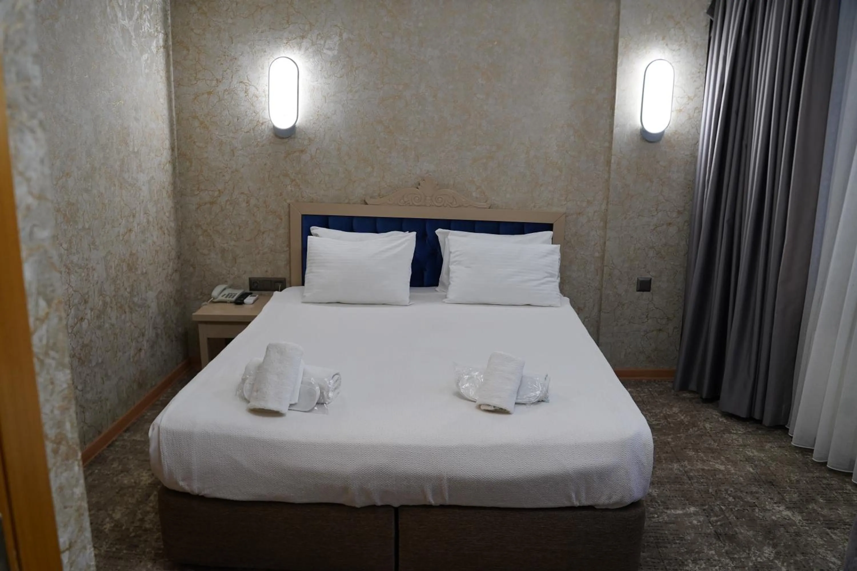 Bed in Turk Art Hotel