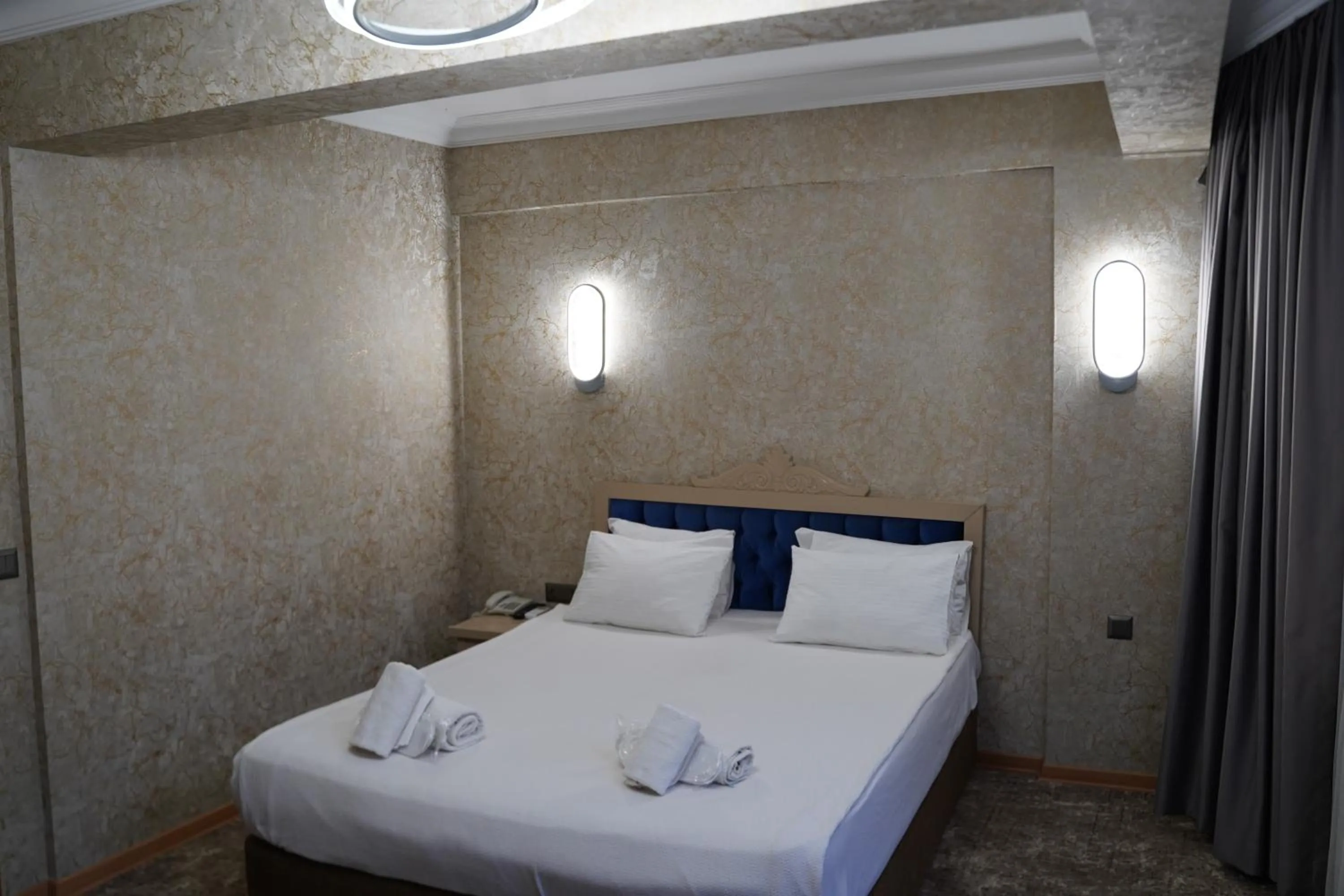 Bed in Turk Art Hotel