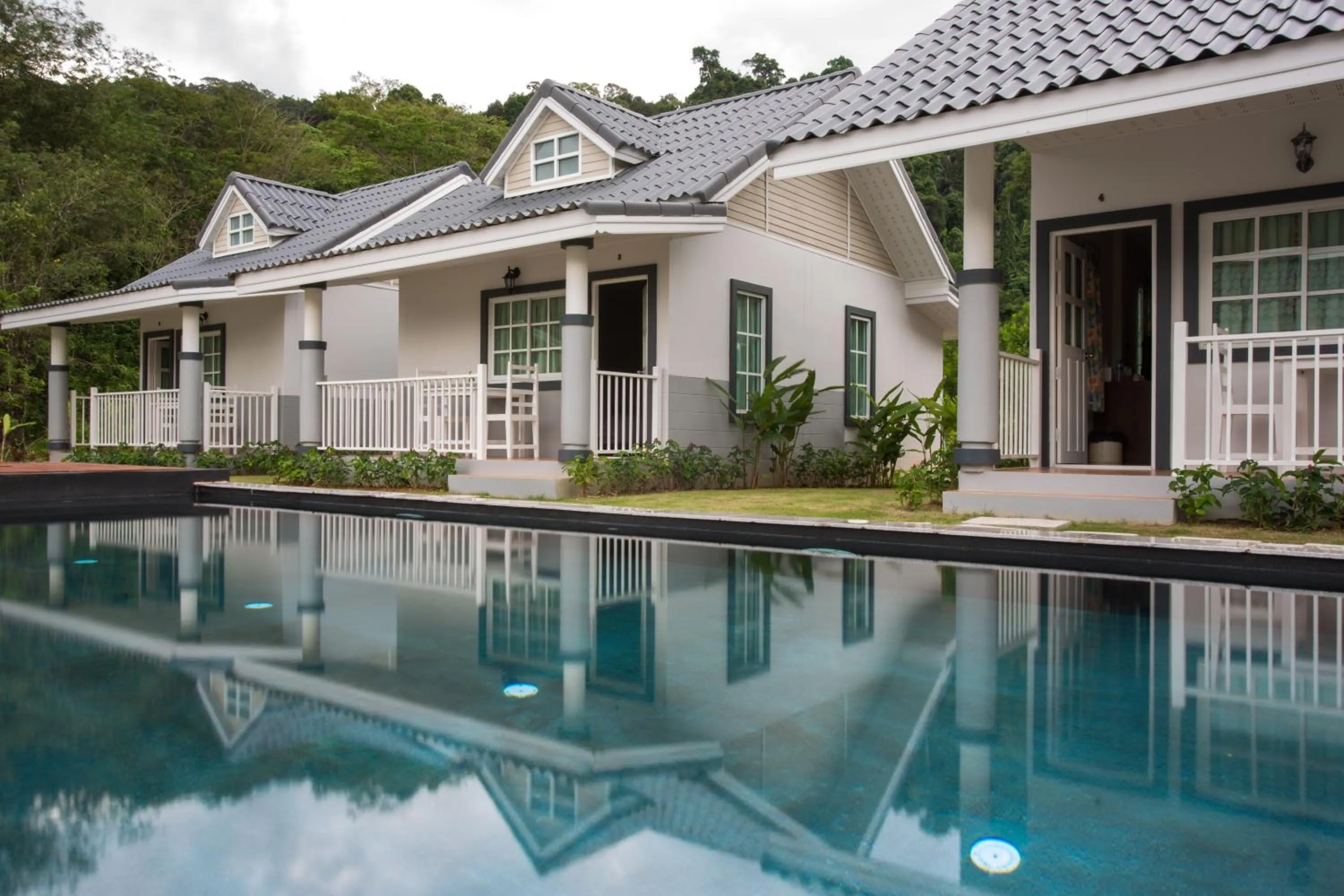 BBQ facilities in Suksompong Resort
