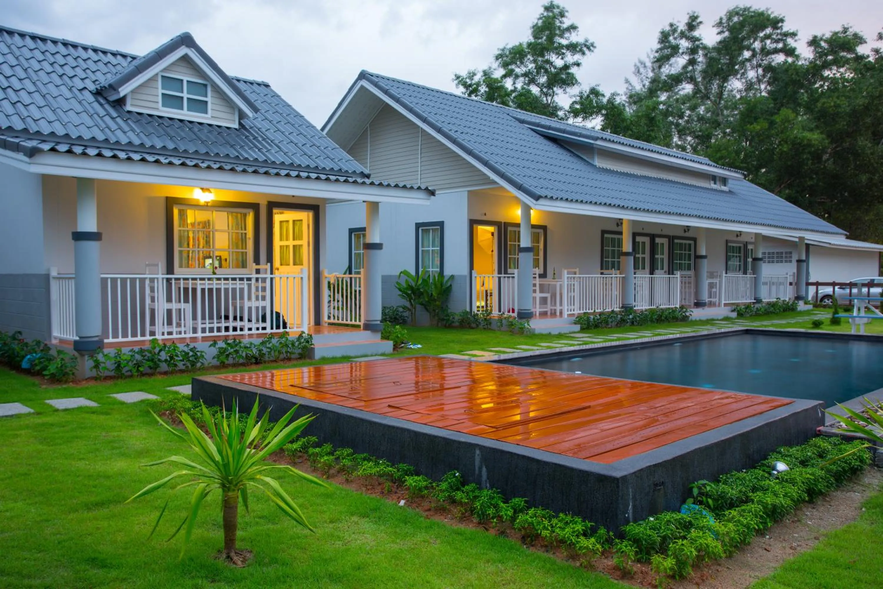 Staff in Suksompong Resort