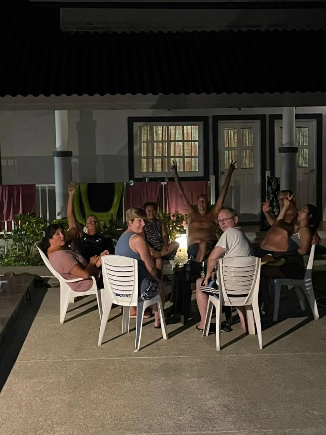 Restaurant/places to eat in Suksompong Resort