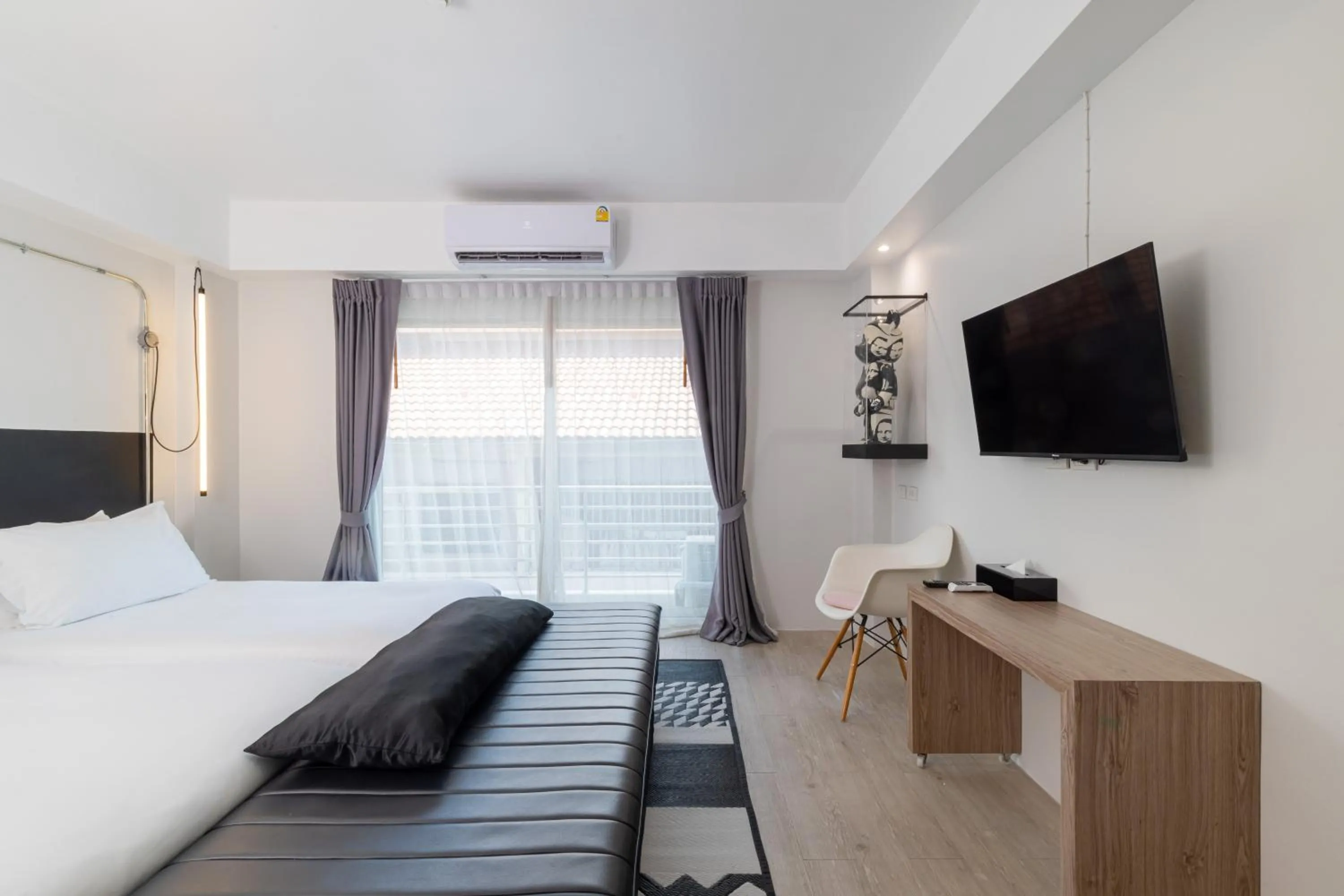 Bed in The Core Gallery Hotel