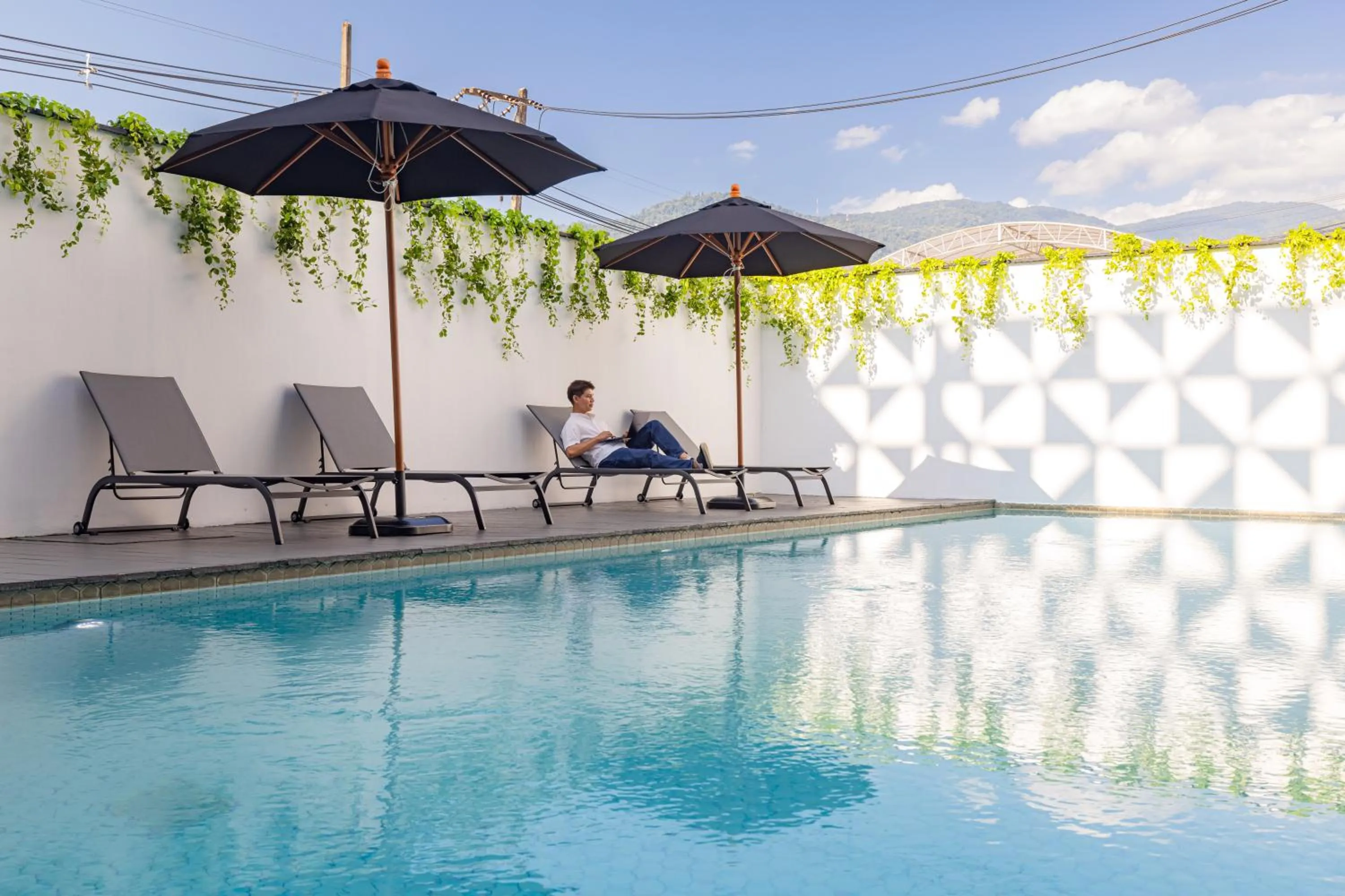 Swimming pool in The Core Gallery Hotel
