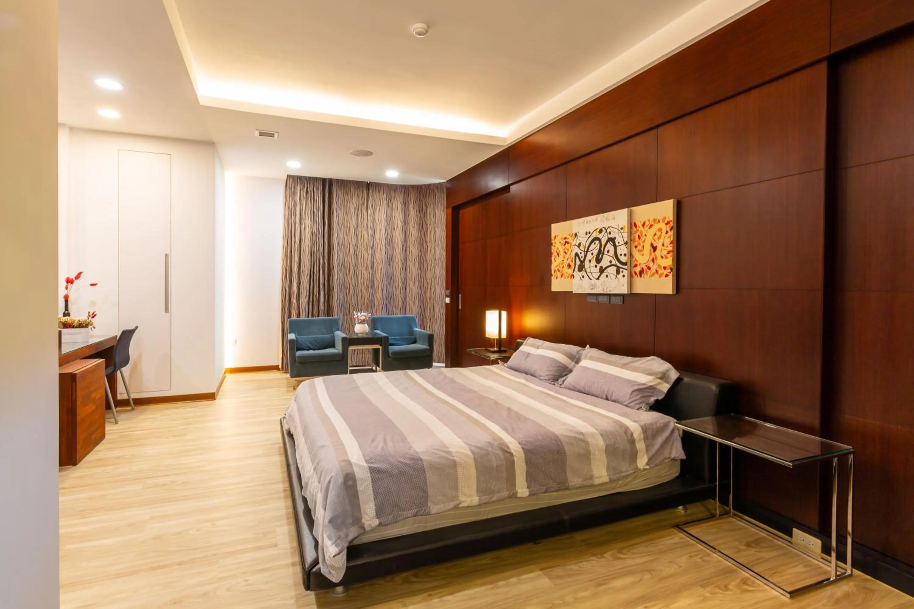 Bedroom, Bed in The Designer's House