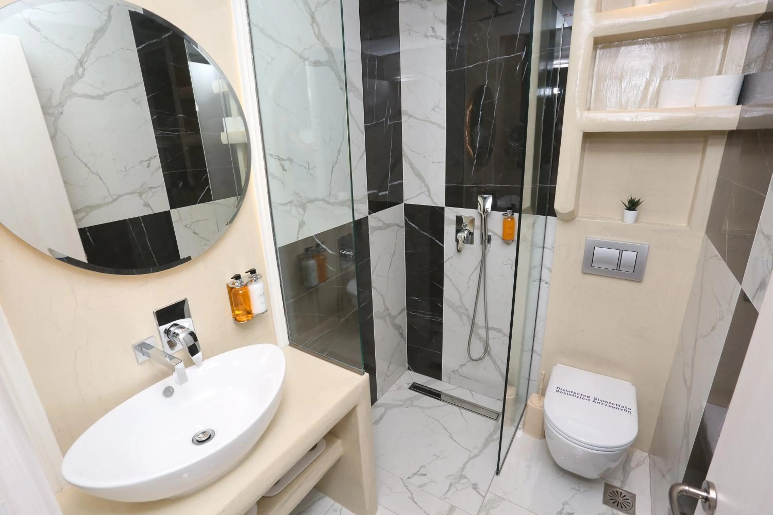 Bathroom in Hotel Magdalena