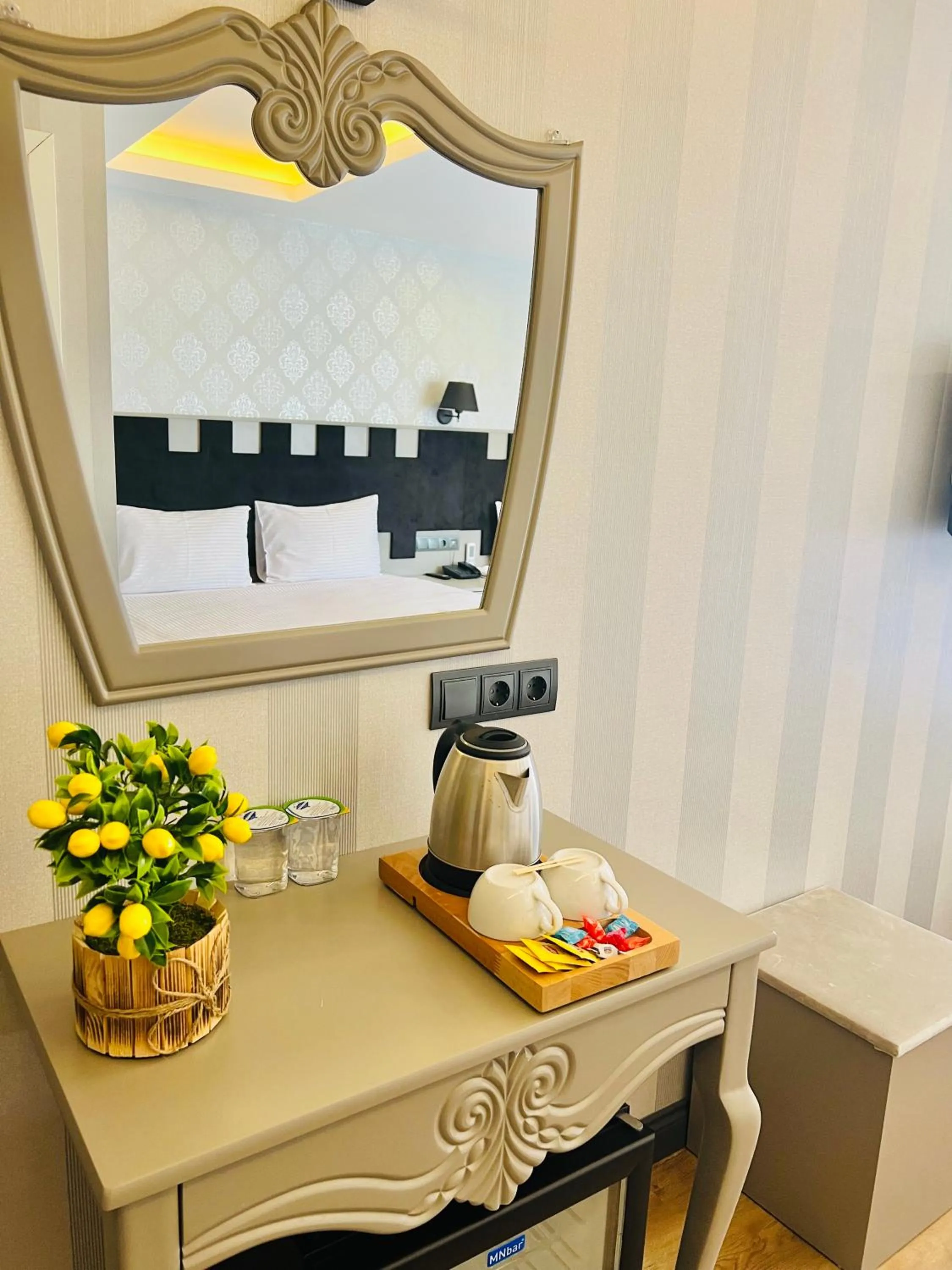 Coffee/tea facilities in Old City Viva Hotel