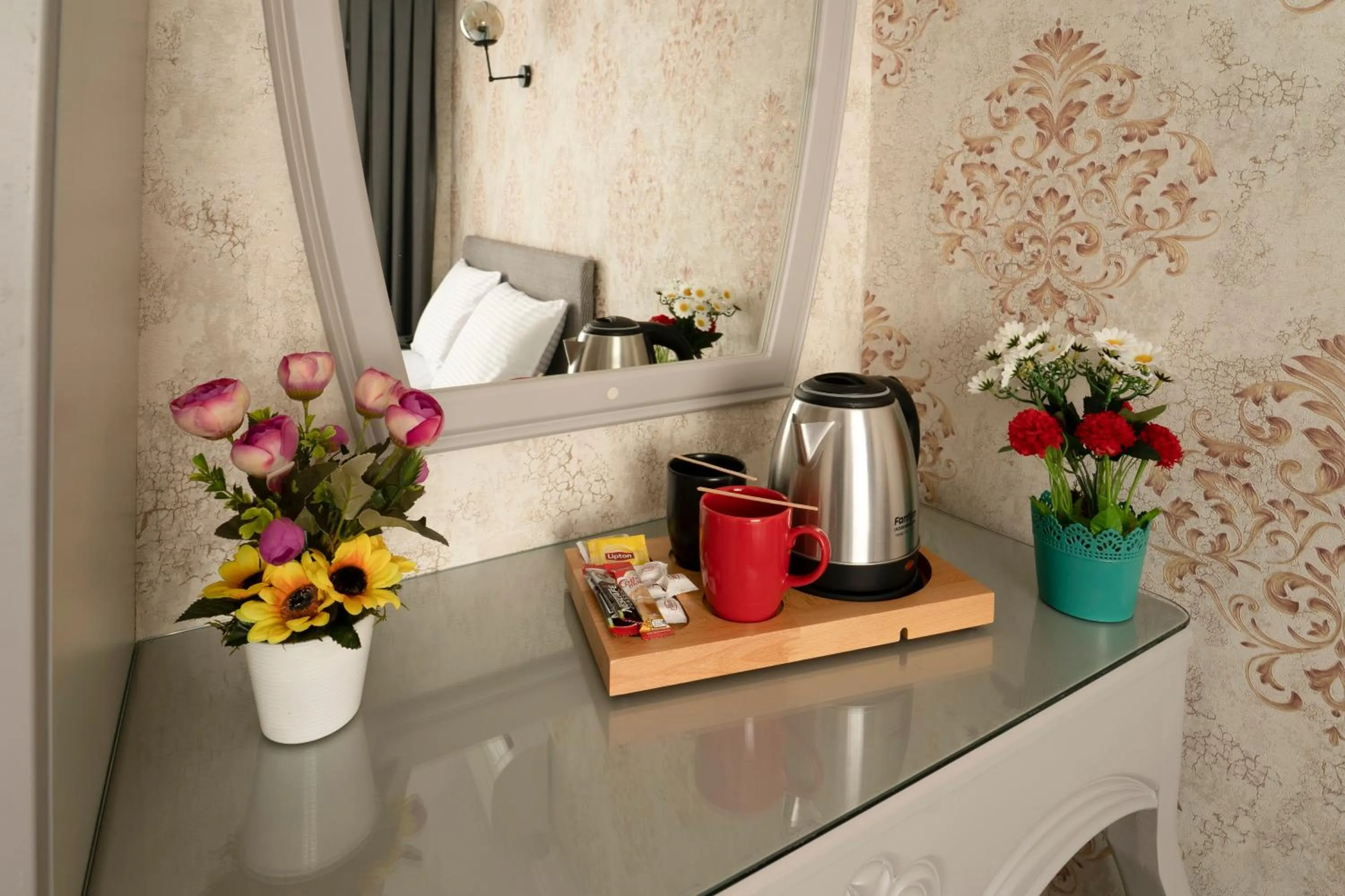 Coffee/tea facilities in Old City Viva Hotel