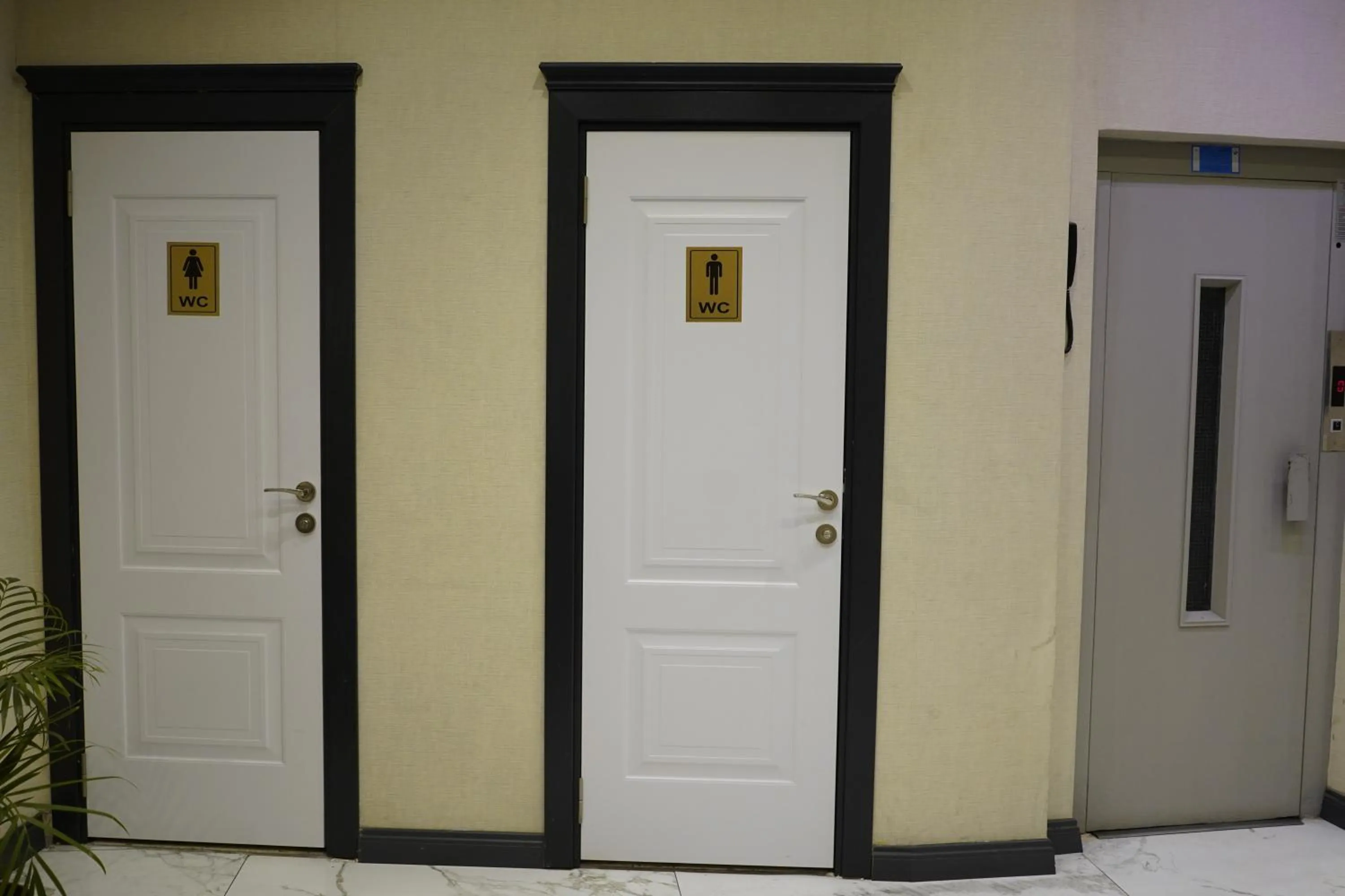 Toilet in Old City Viva Hotel