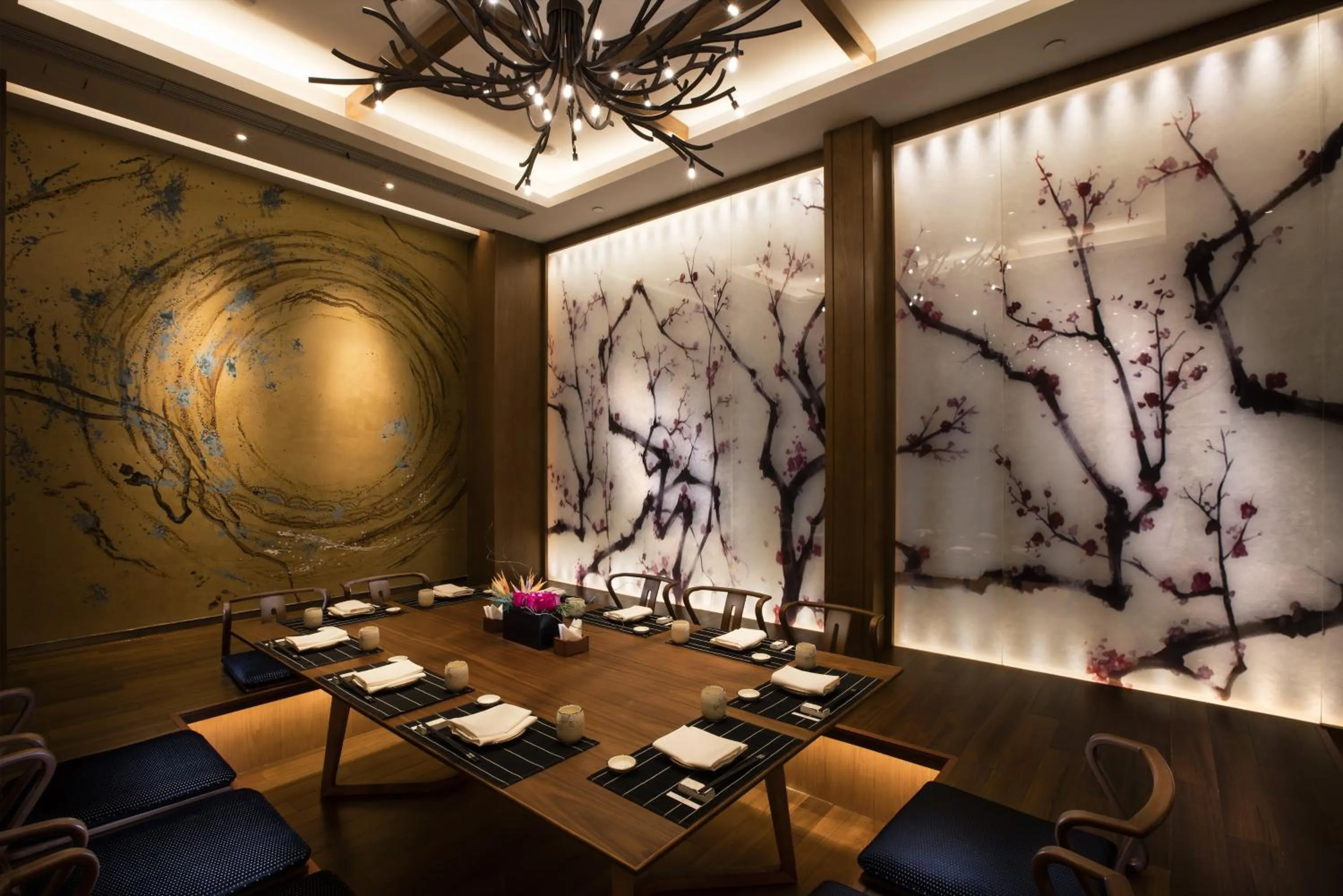Restaurant/places to eat in Crowne Plaza Fuzhou Riverside by IHG