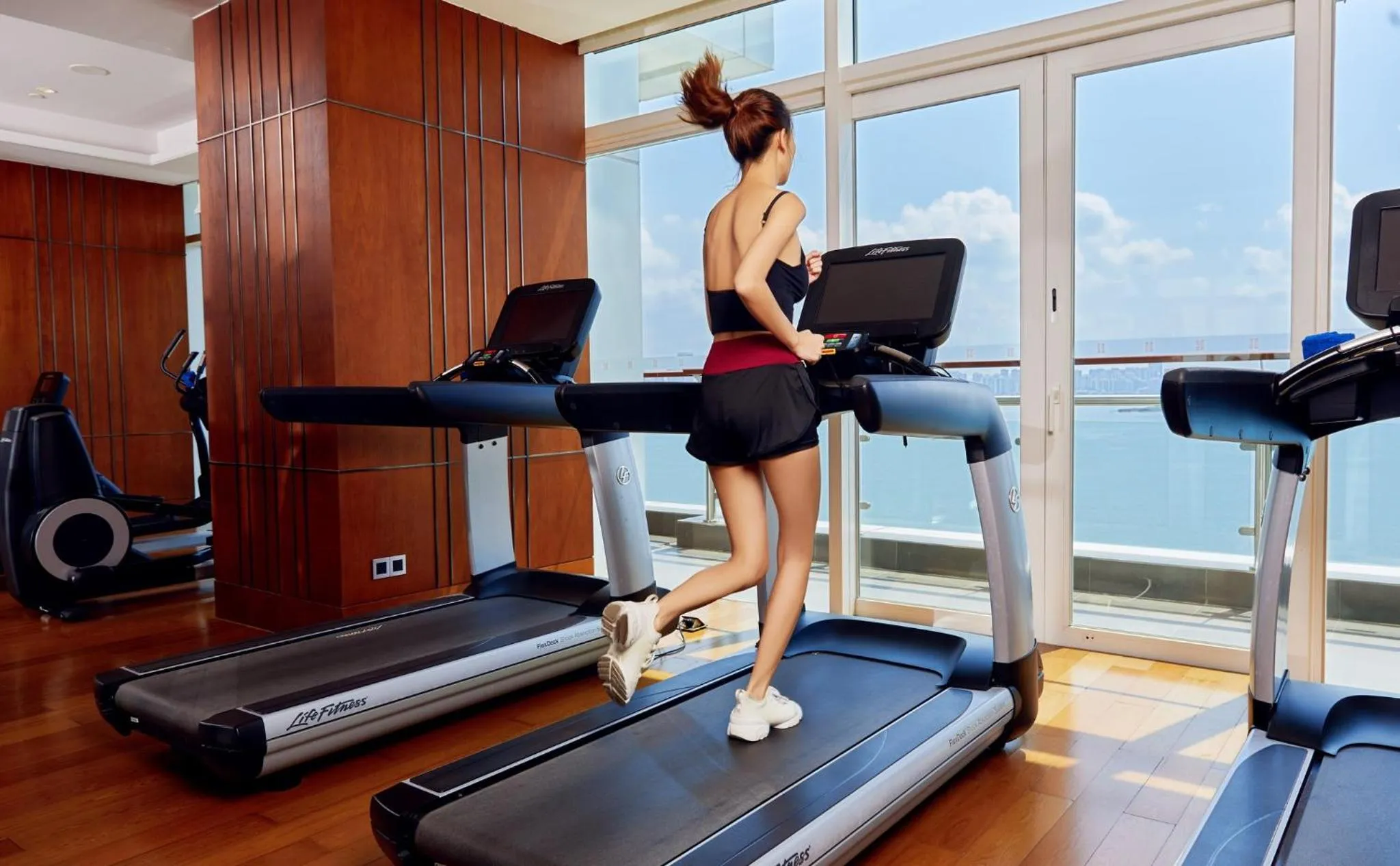 Fitness centre/facilities in InterContinental Haikou Seaview by IHG