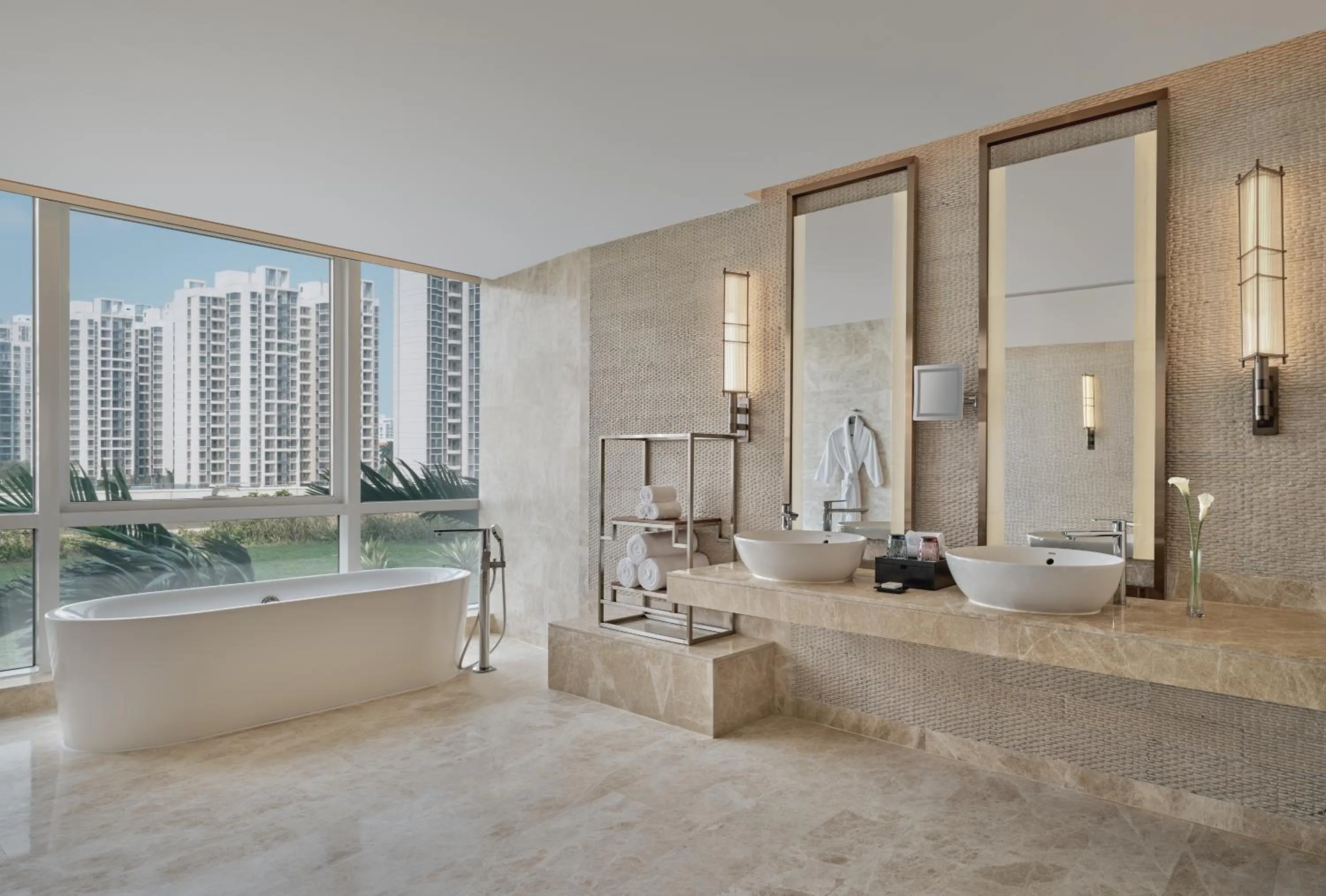 Toilet in InterContinental Haikou Seaview by IHG