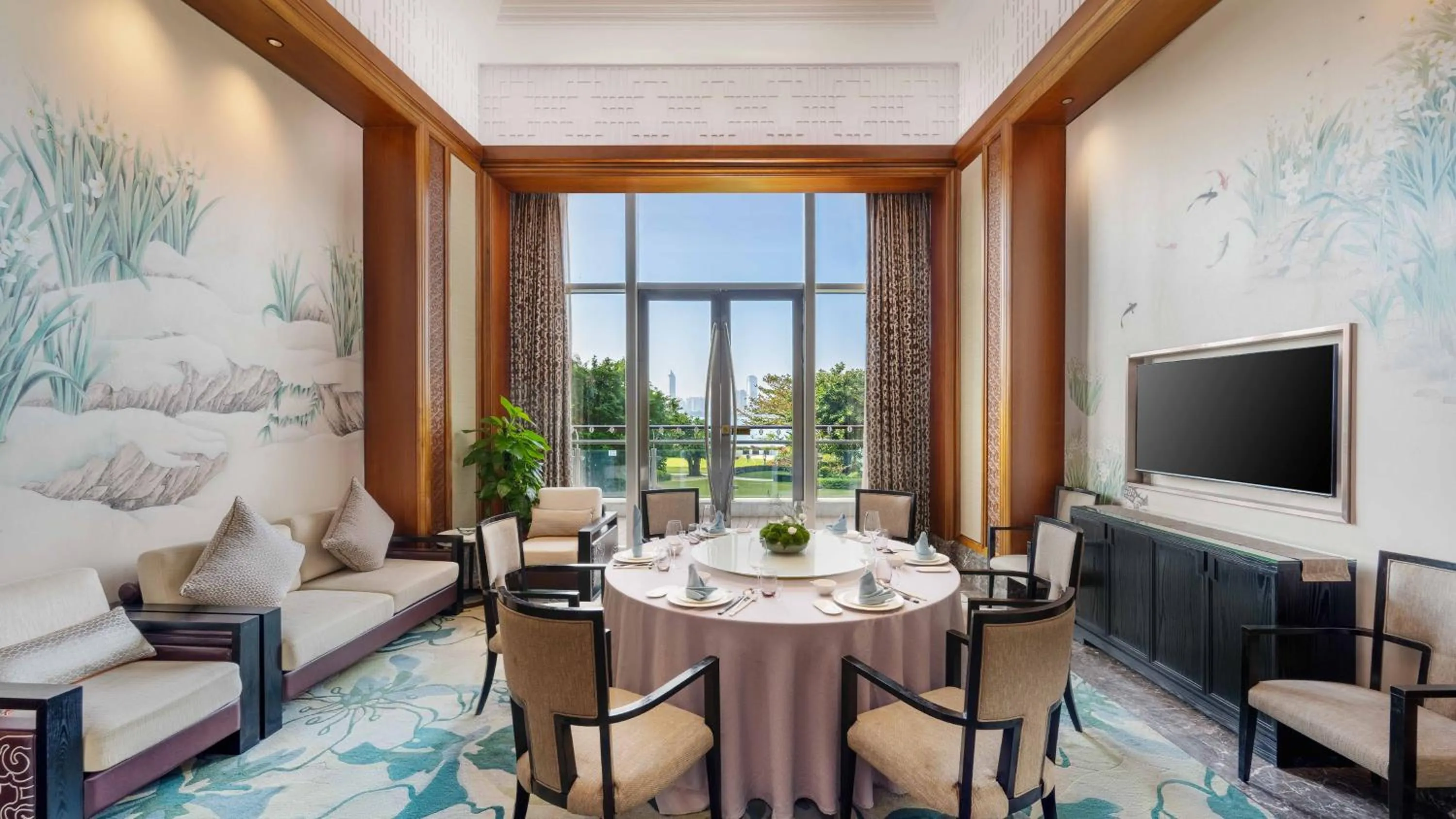 Restaurant/places to eat in InterContinental Haikou Seaview by IHG