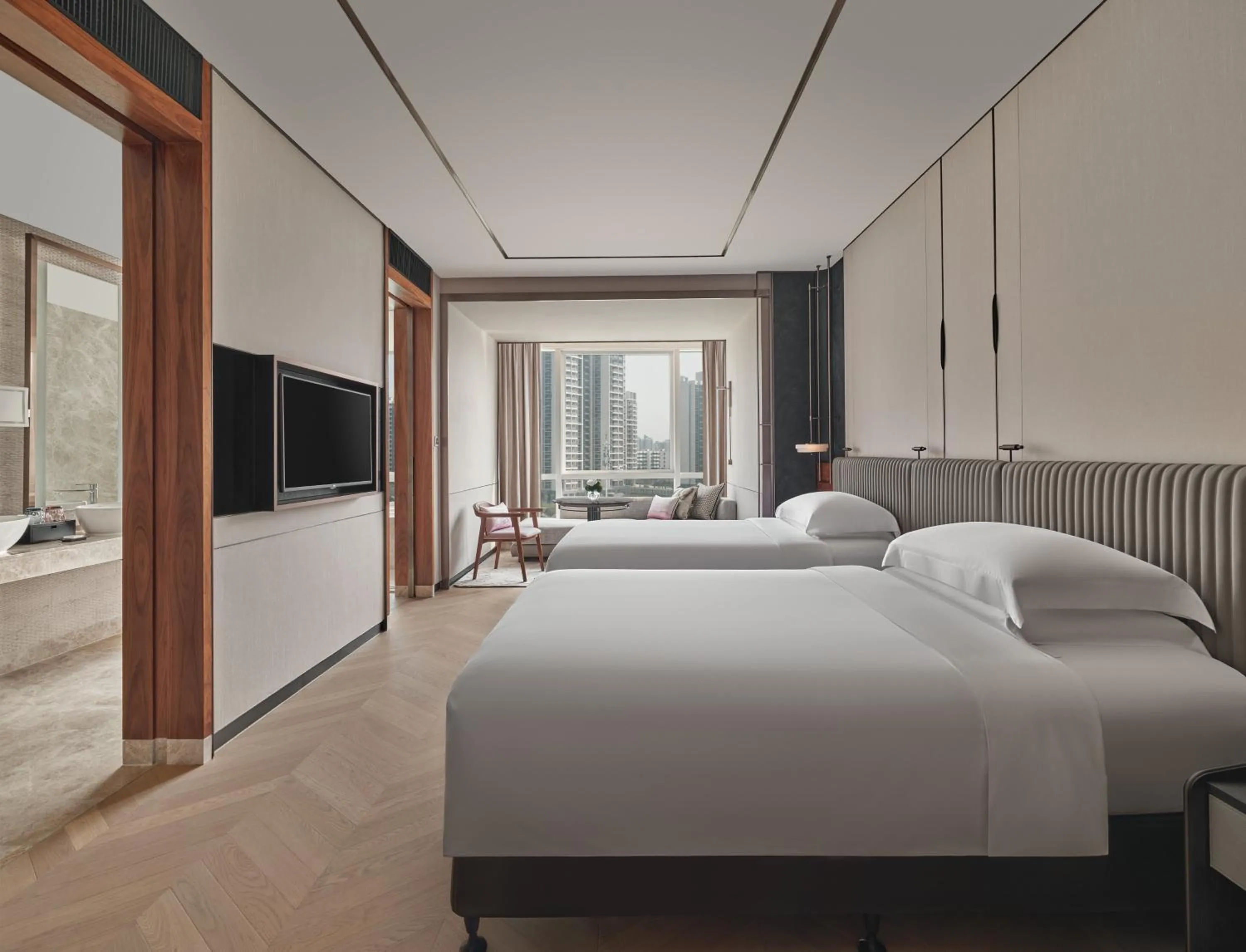 Photo of the whole room, Bed in InterContinental Haikou Seaview by IHG