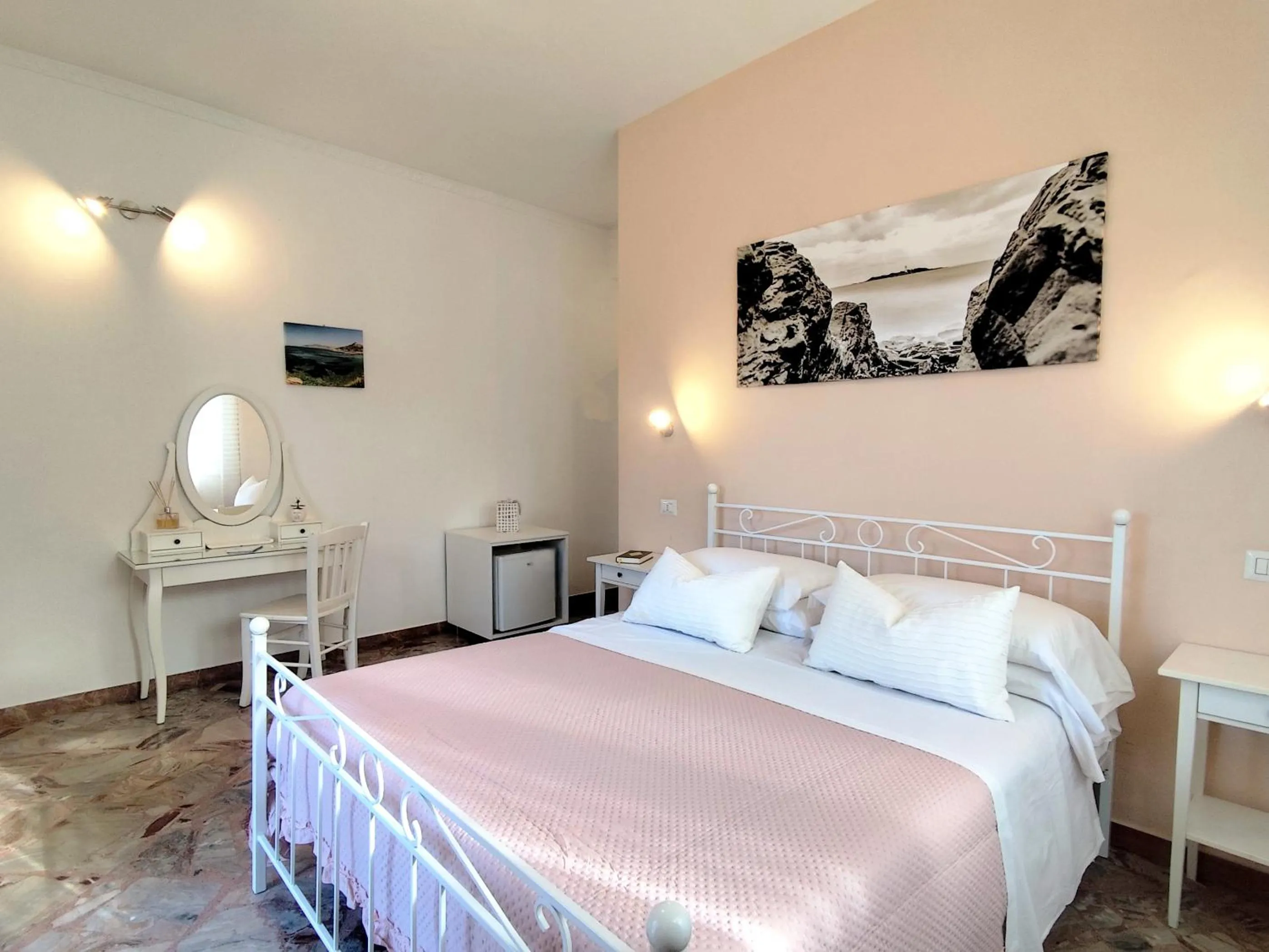 Bed in B&B Posidonia