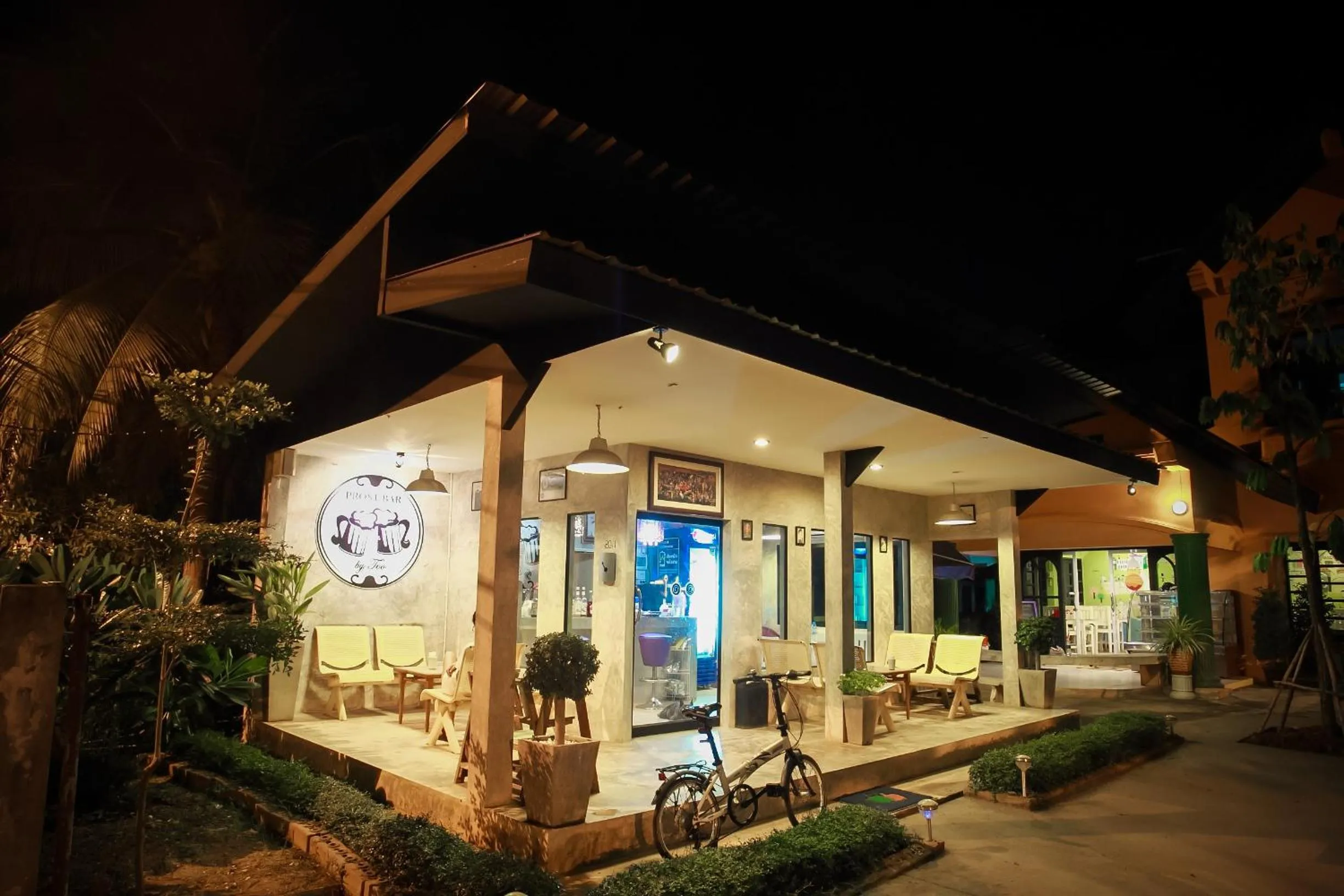 Drinks in B-Cozy Hotel