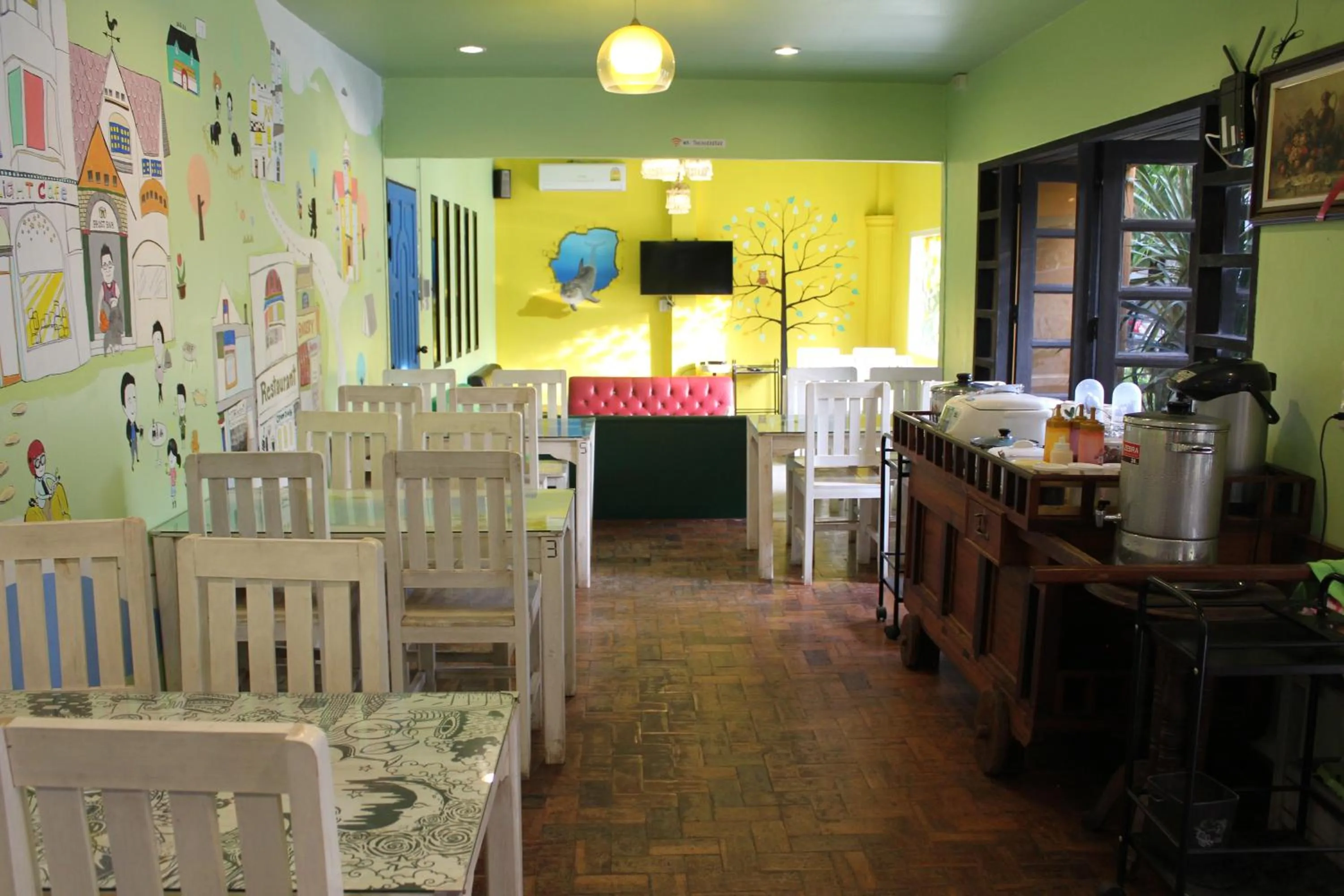 Food and drinks in B-Cozy Hotel