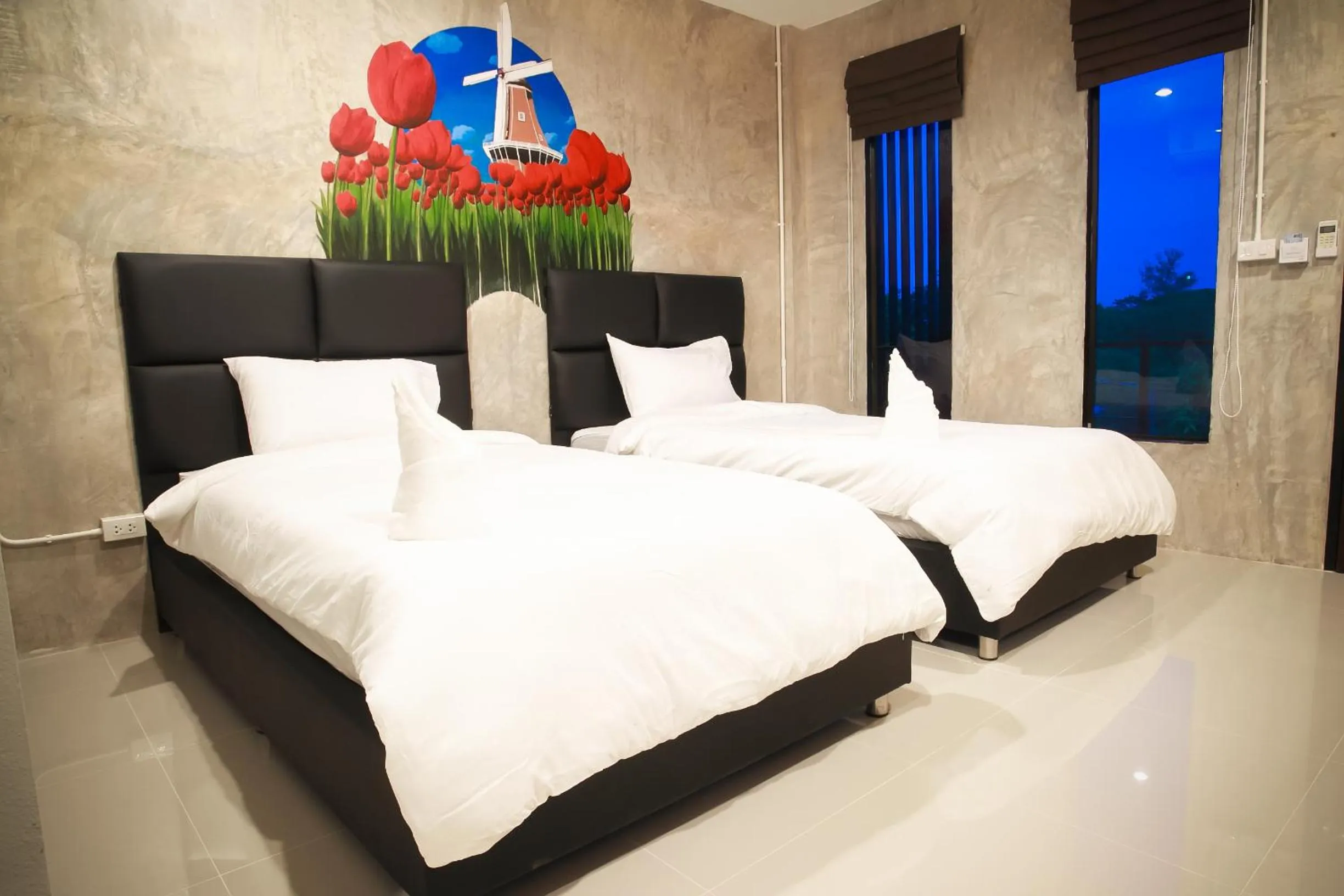 Photo of the whole room, Bed in B-Cozy Hotel