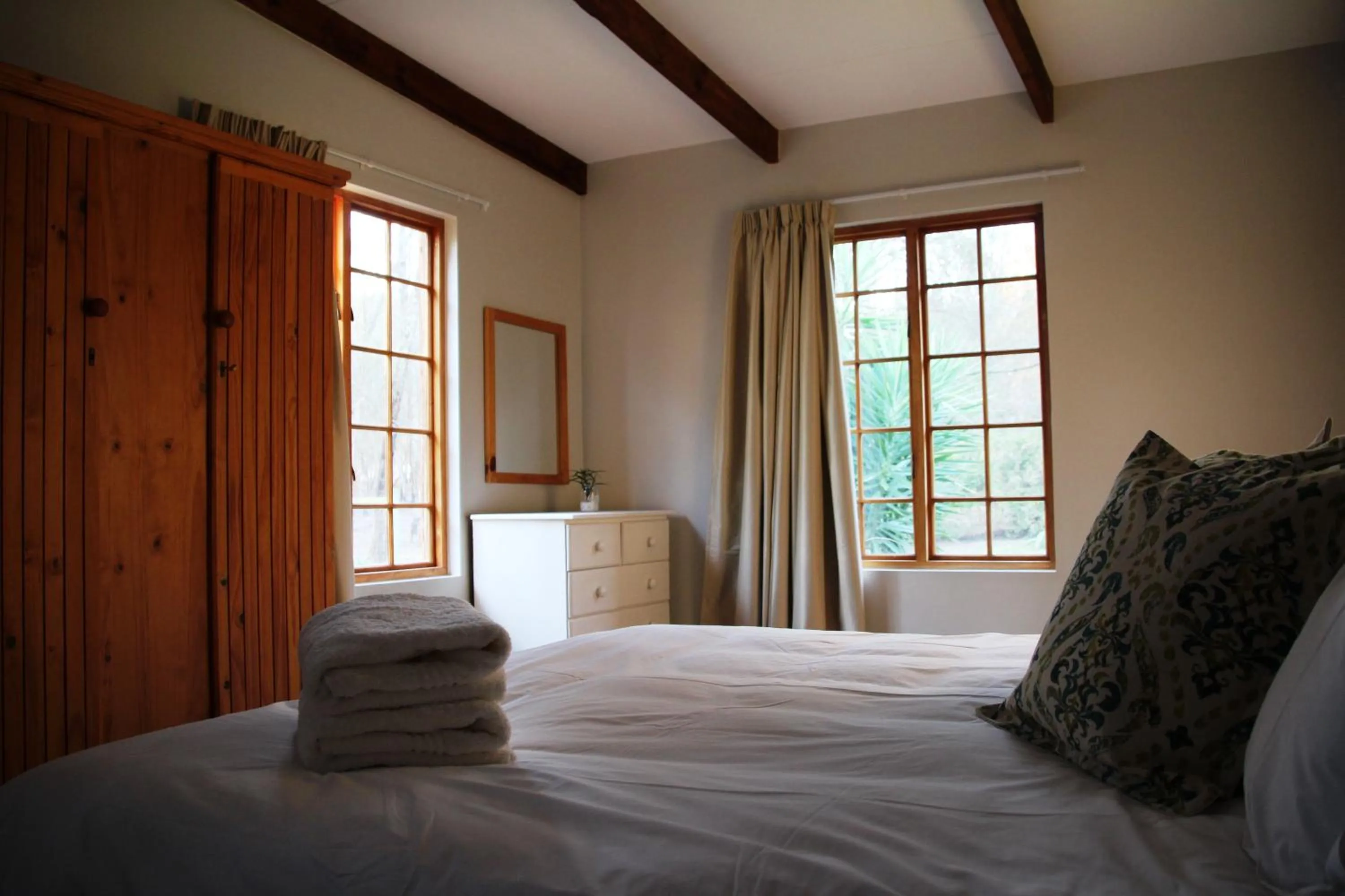 Bedroom, Bed in Bella Manga Country Escape