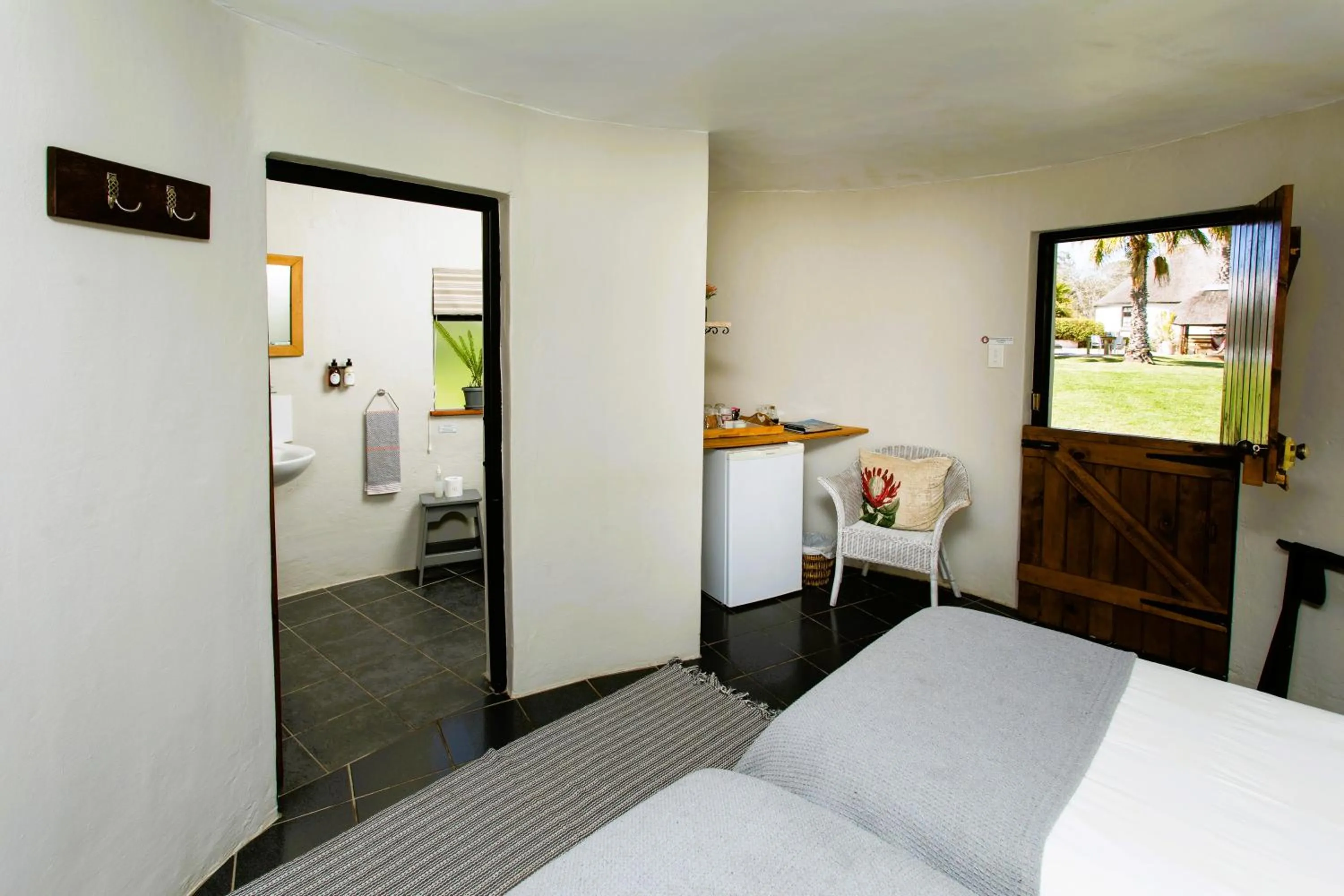 Bedroom, Bed in Bella Manga Country Escape