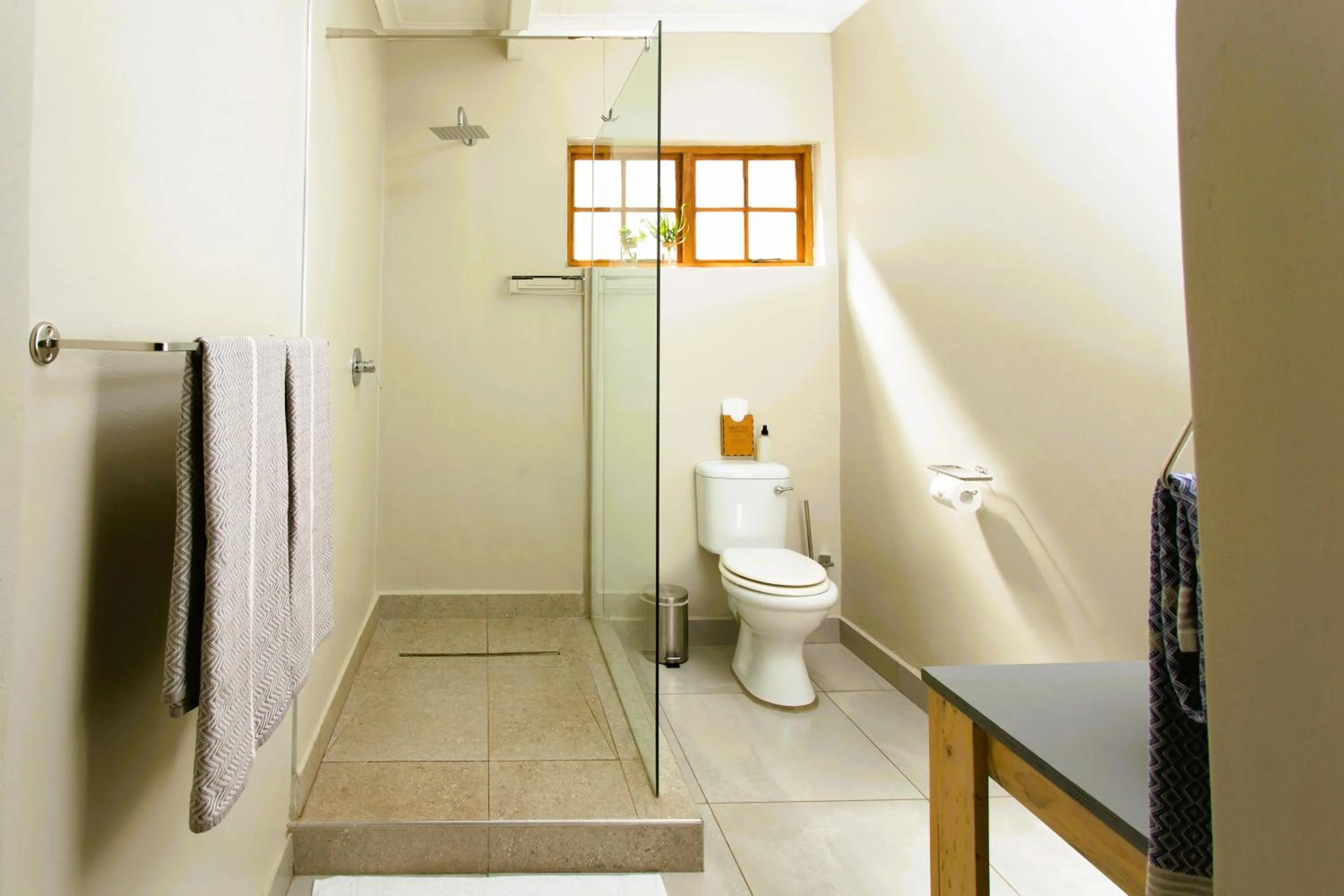 Shower in Bella Manga Country Escape