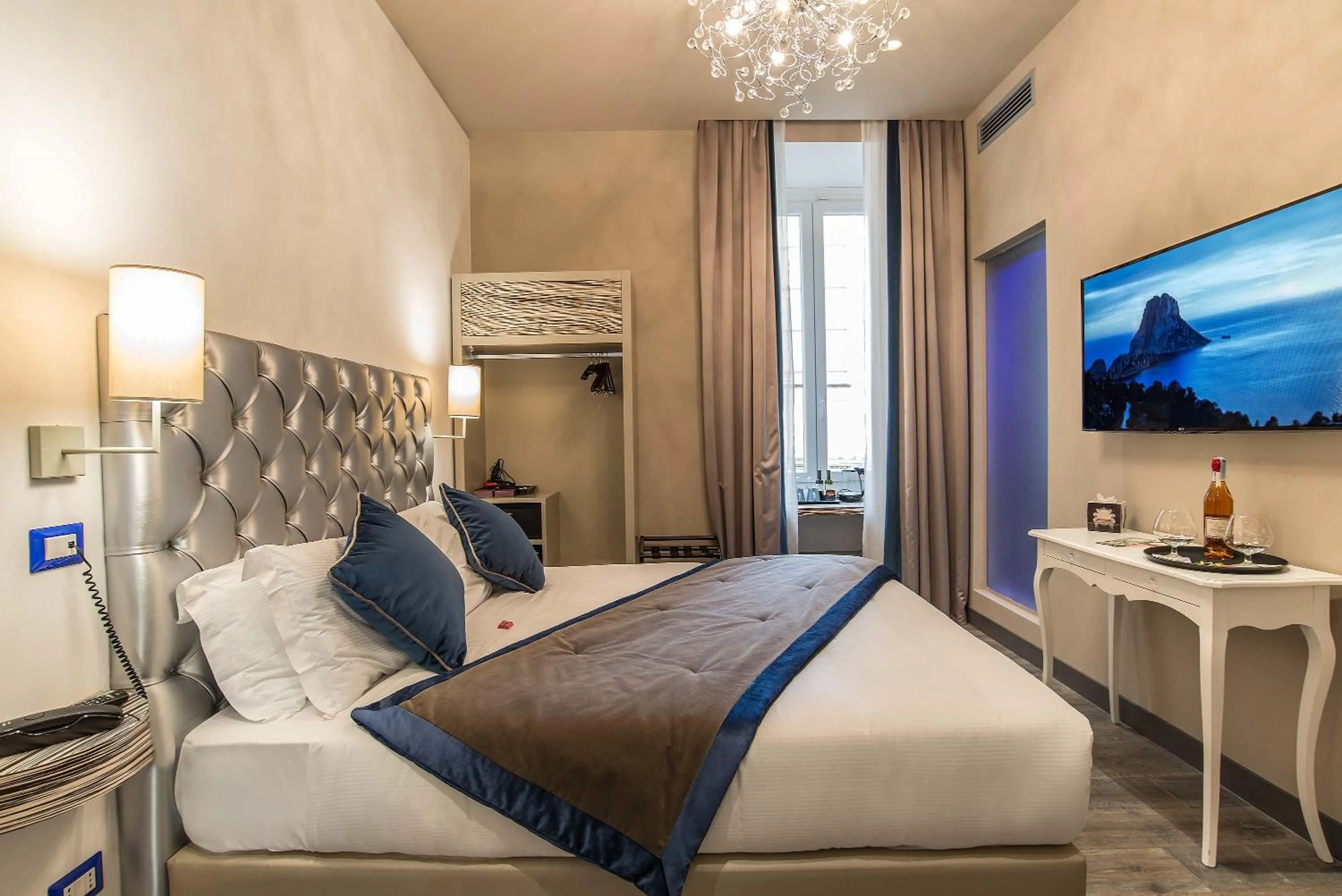 Bedroom, Bed in Colonna Suite Del Corso