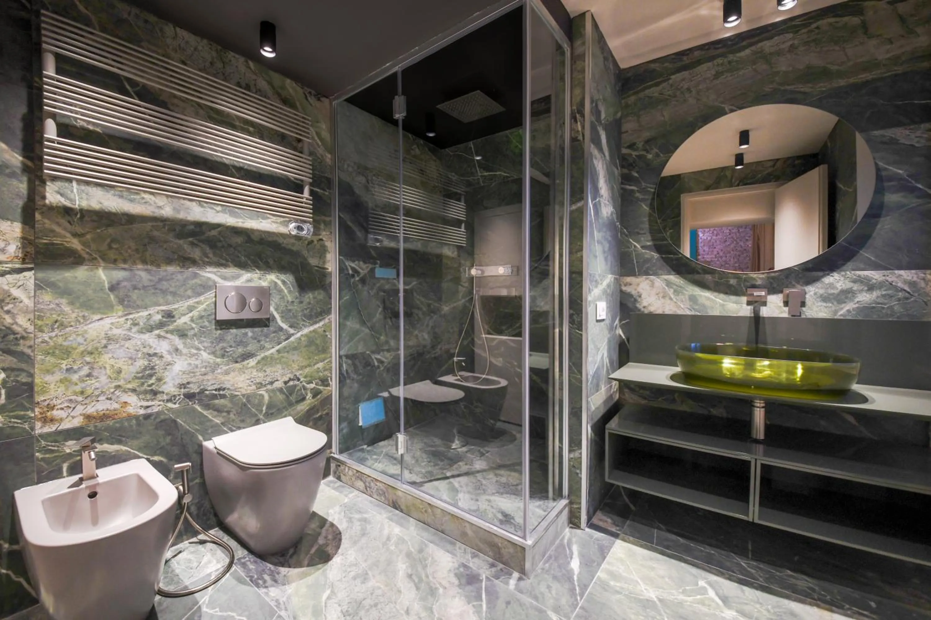 Bathroom in Colonna Suite Del Corso