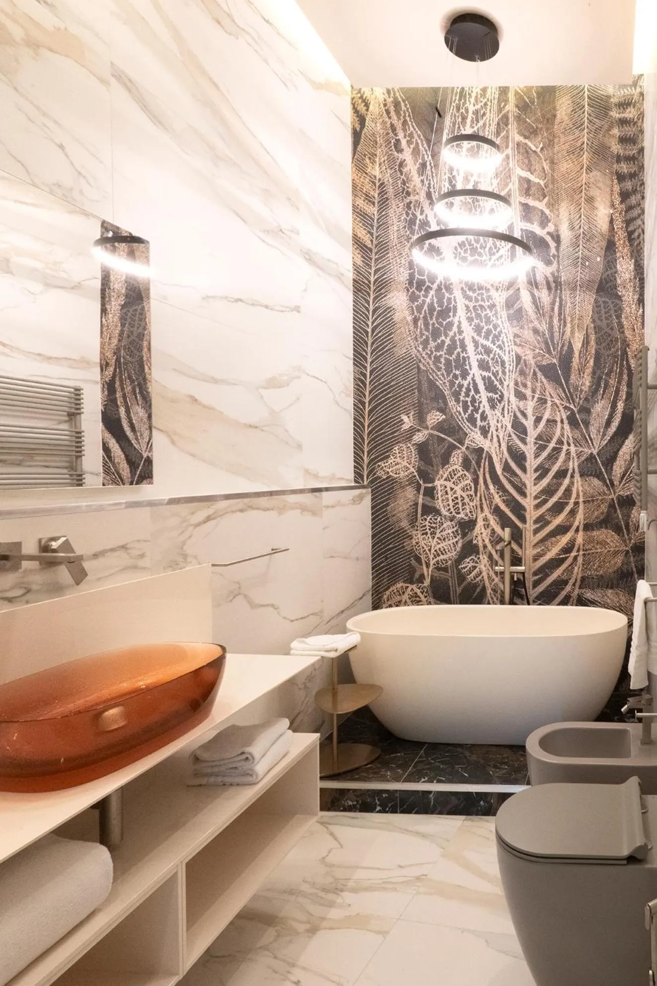 Toilet in Colonna Suite Del Corso