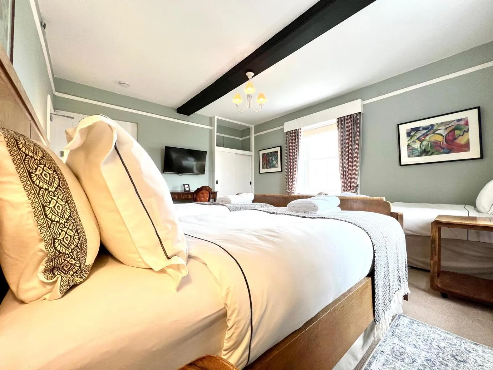 Bedroom, Bed in Colthrop Manor B&B