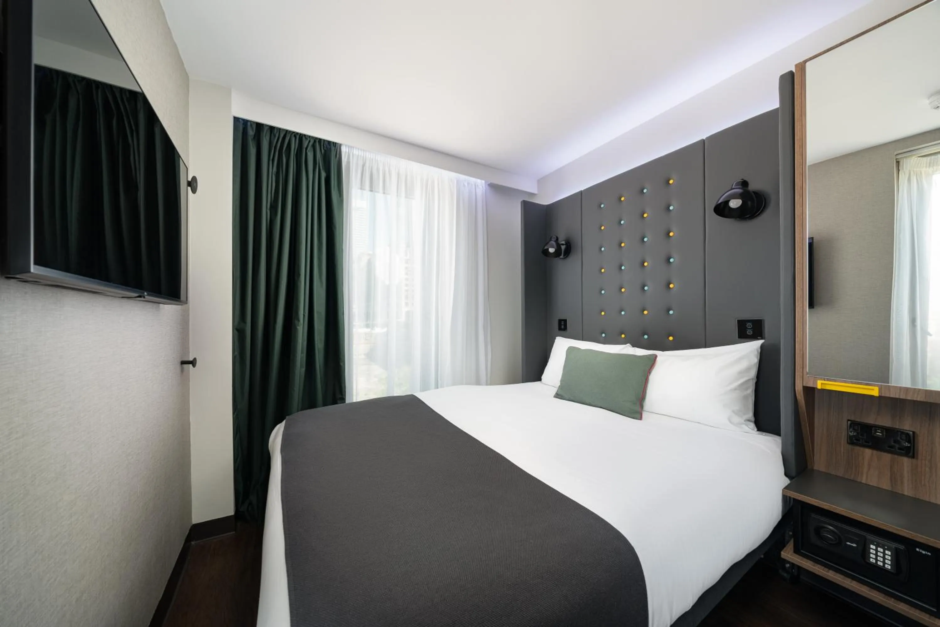 Bed in Point A Hotel London Canary Wharf