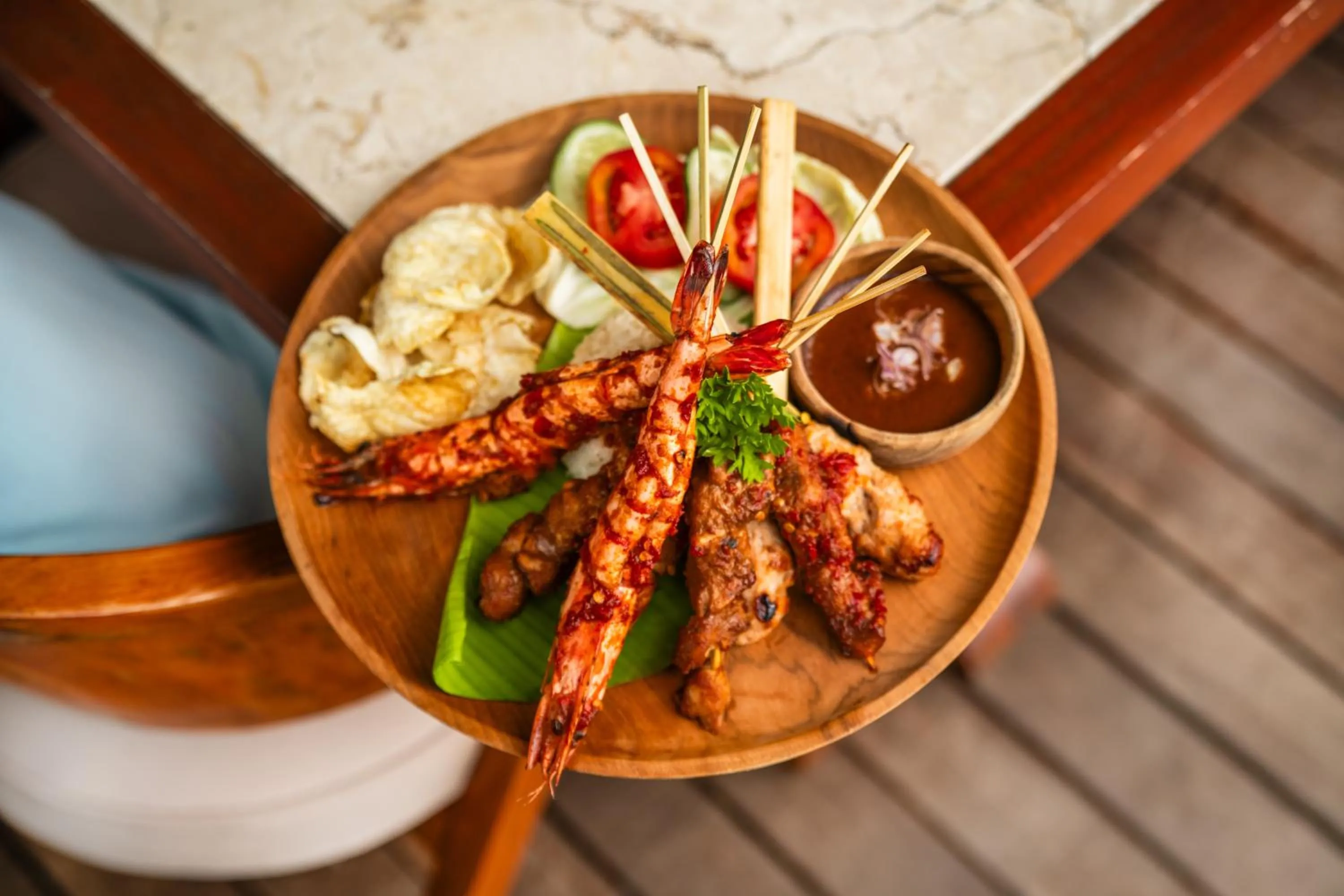 Restaurant/places to eat in Lovina Beach Club & Resort