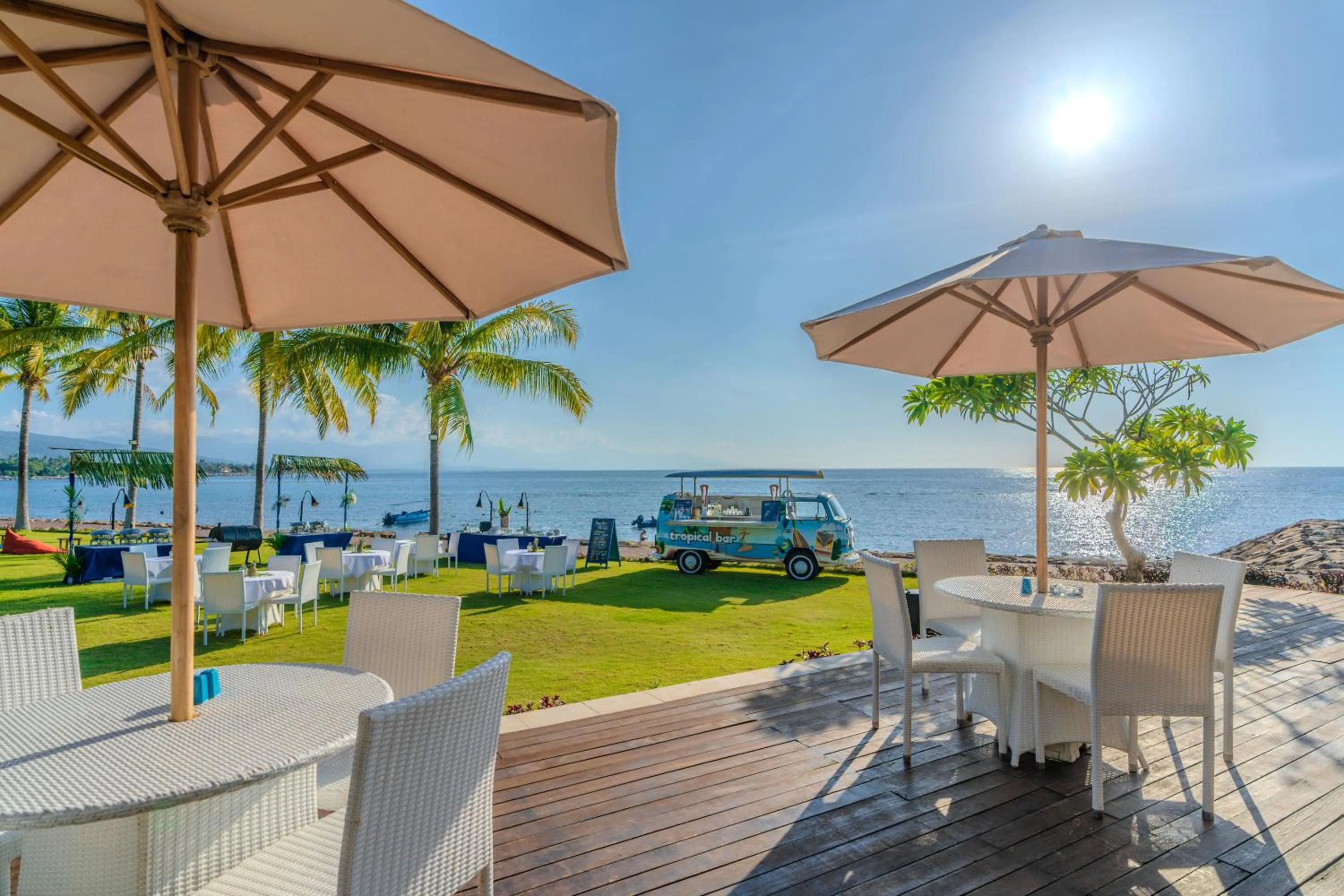 Lounge or bar in Lovina Beach Club & Resort