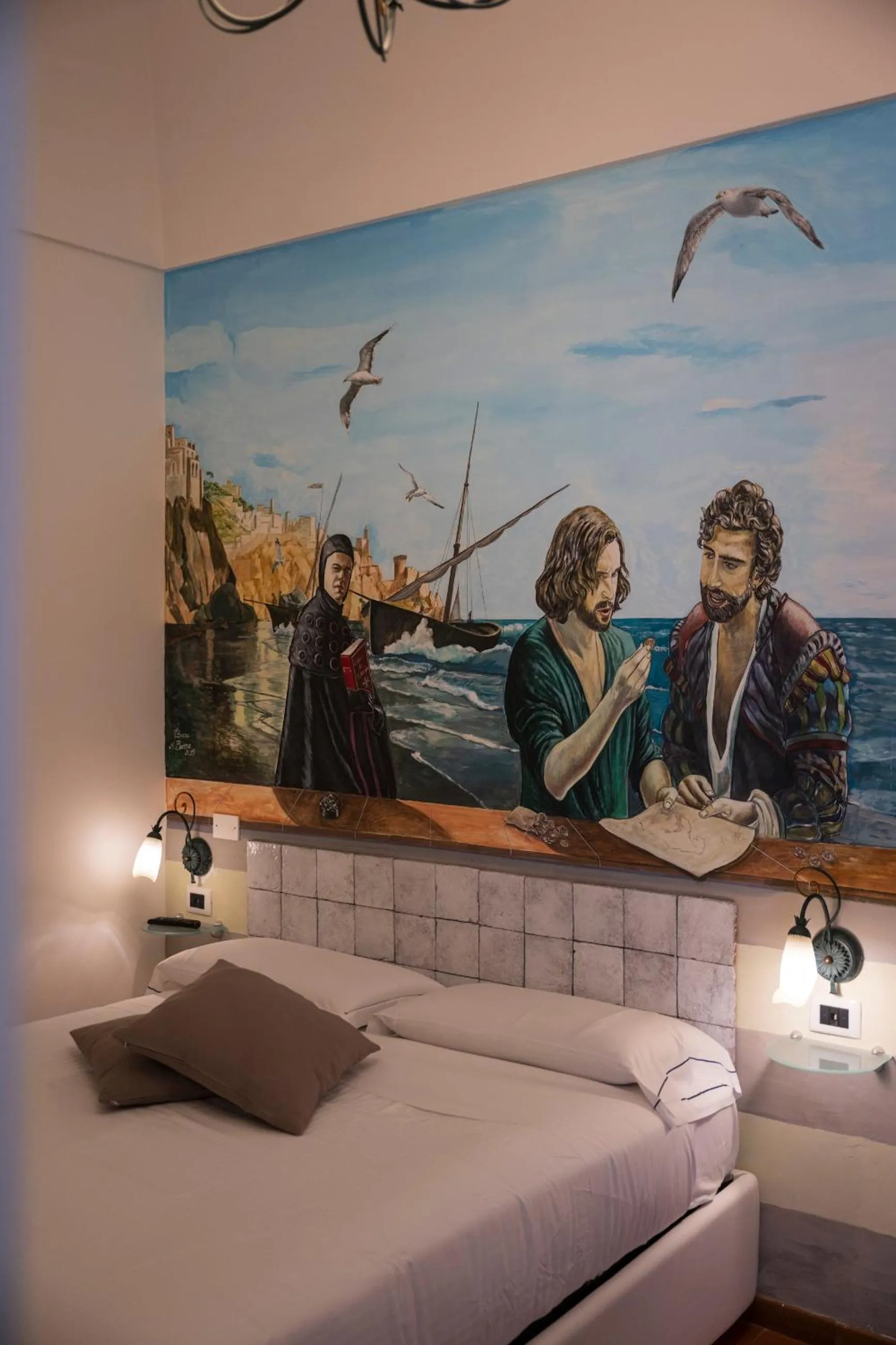 Bed in Hotel Antica Repubblica in Amalfi center at 100mt from the sea