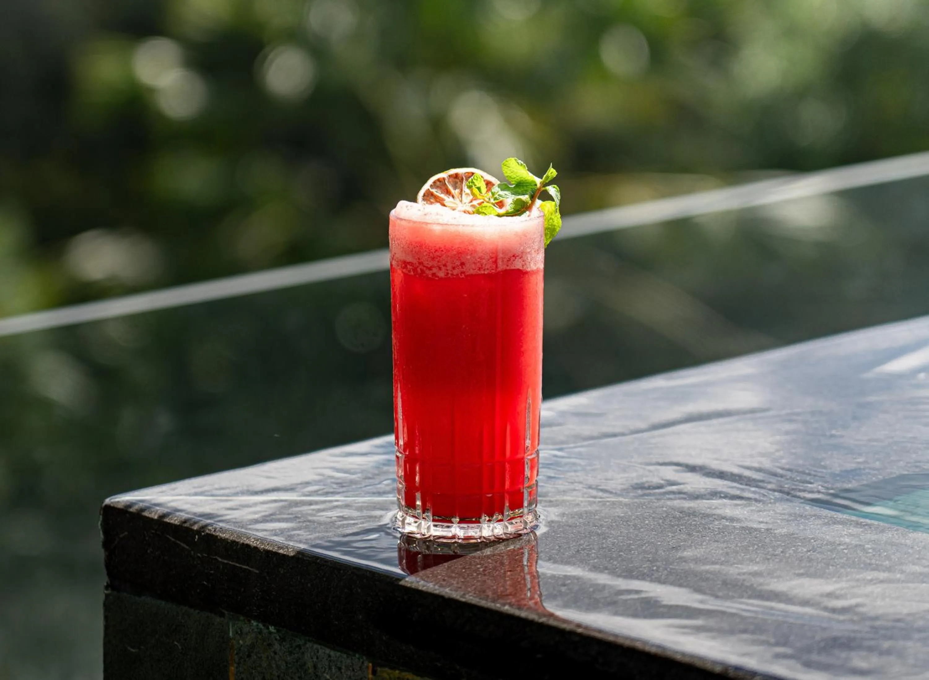 Food and drinks in Goya Boutique Resort