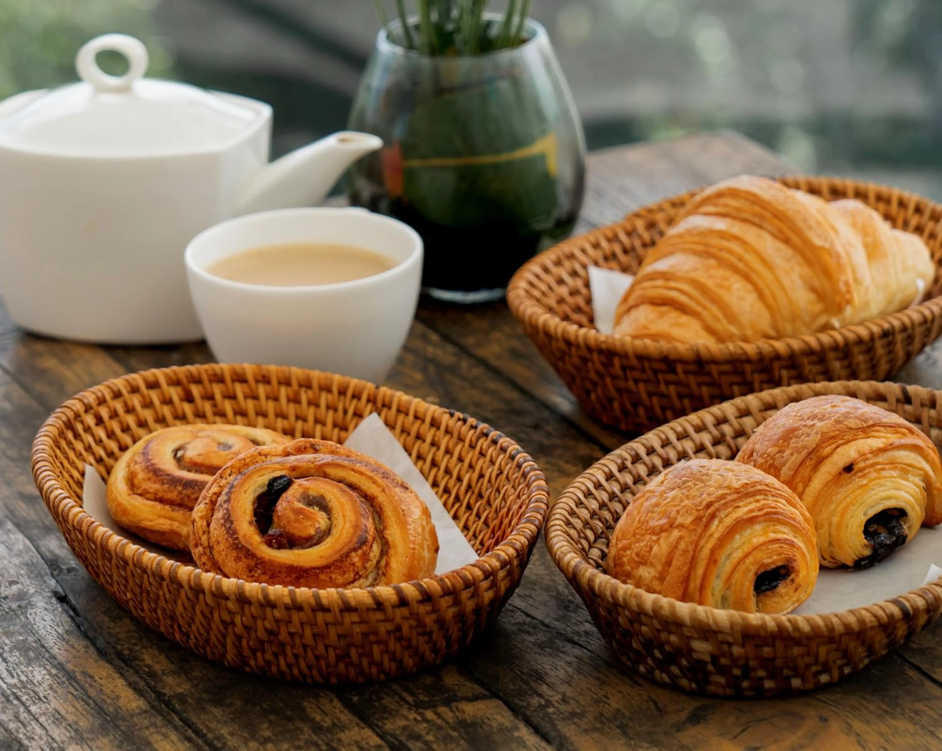 Food and drinks in Goya Boutique Resort