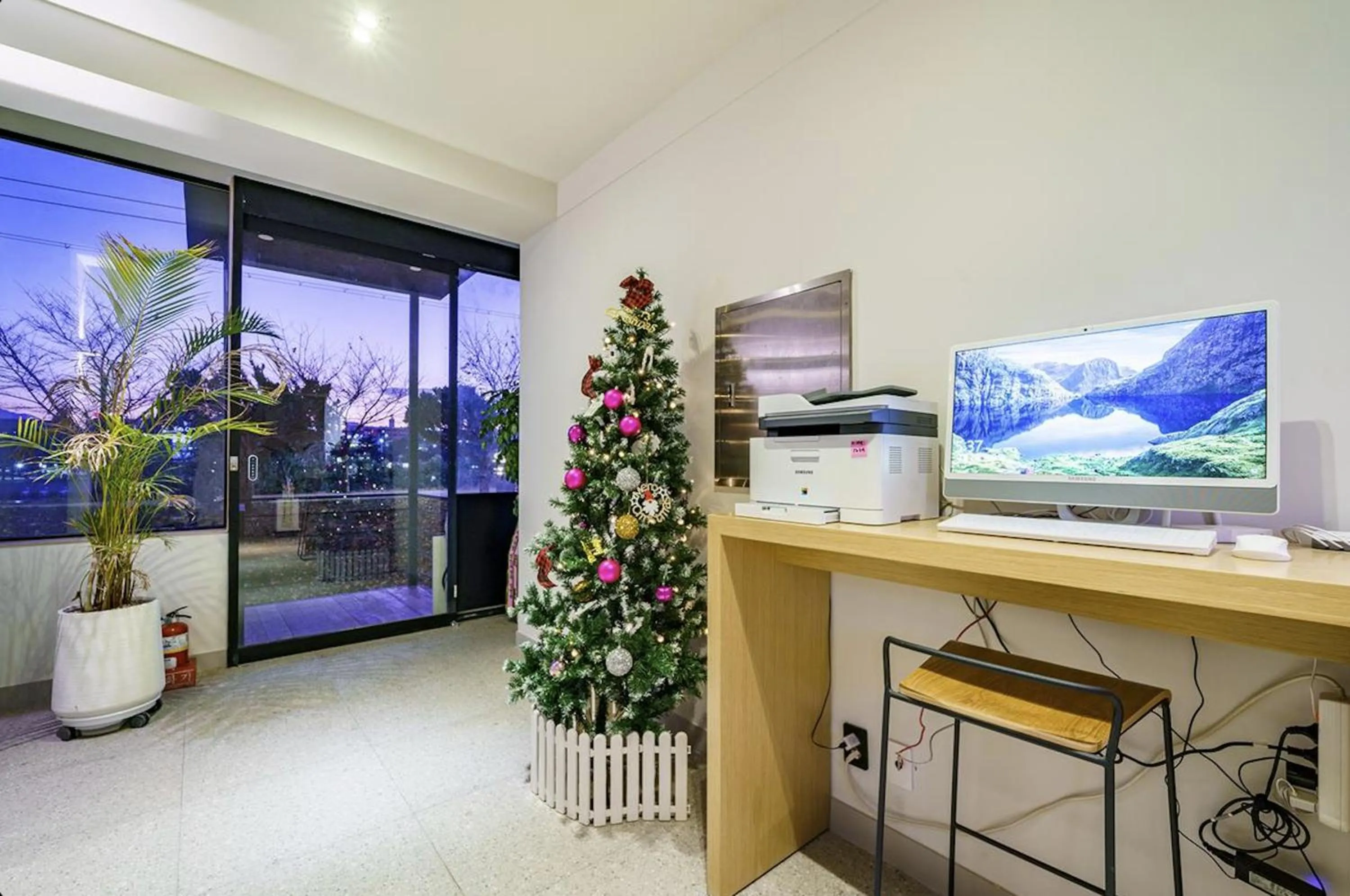 Daegu Hound Hotel Dongchon Amusement Park