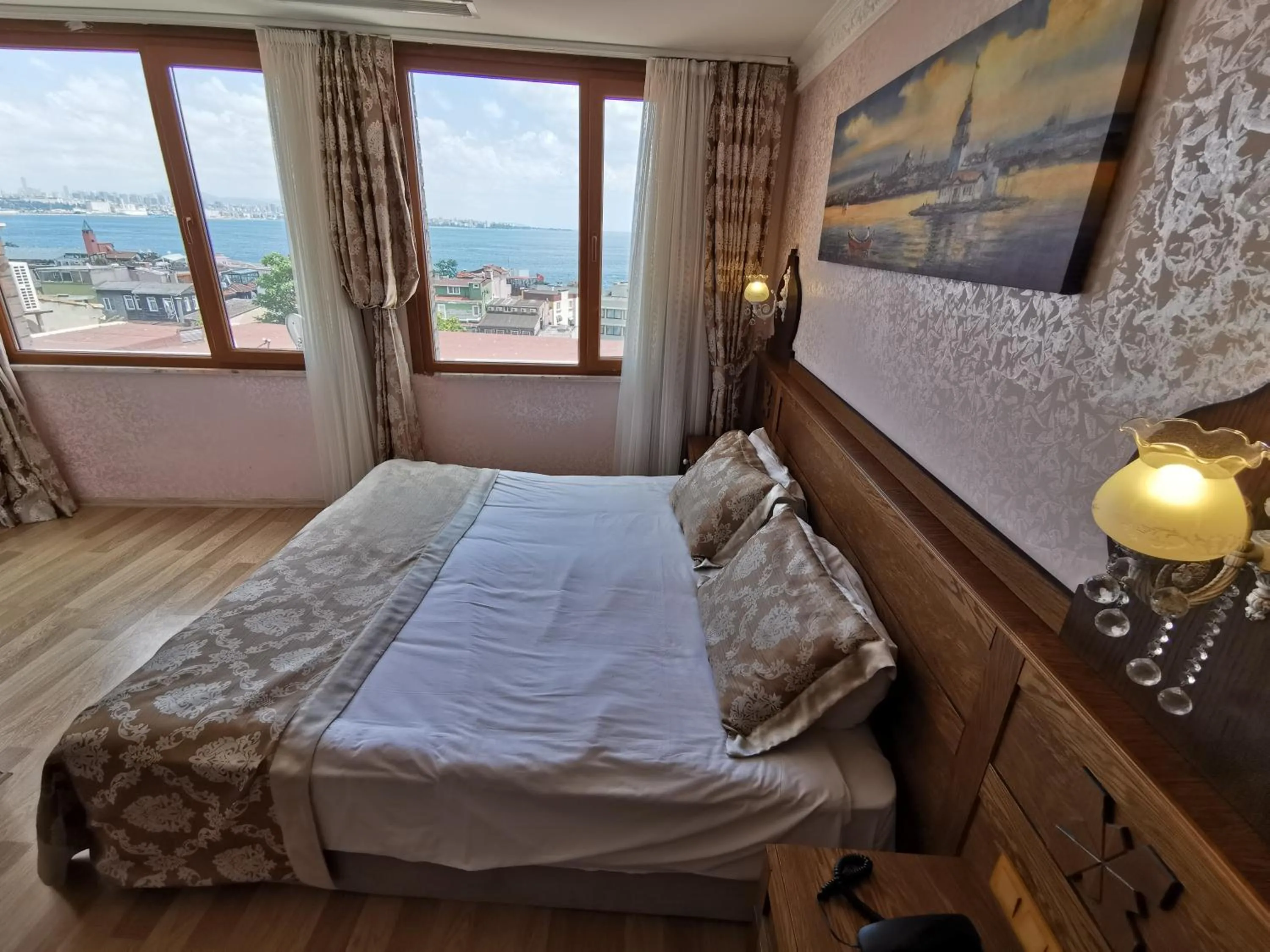 Massage, Bed in Perapolis Hotel