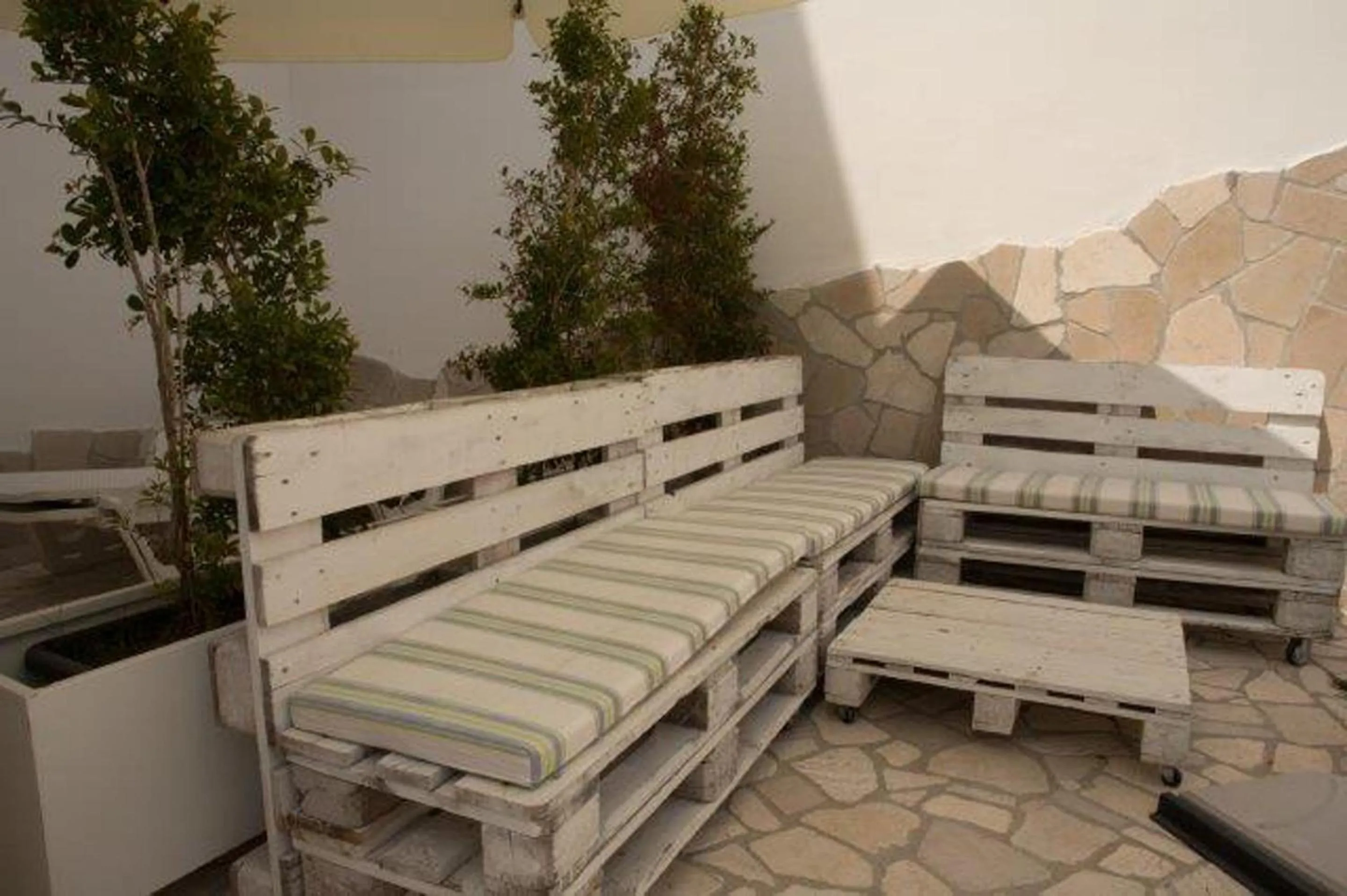 Garden in Nidi di Feo