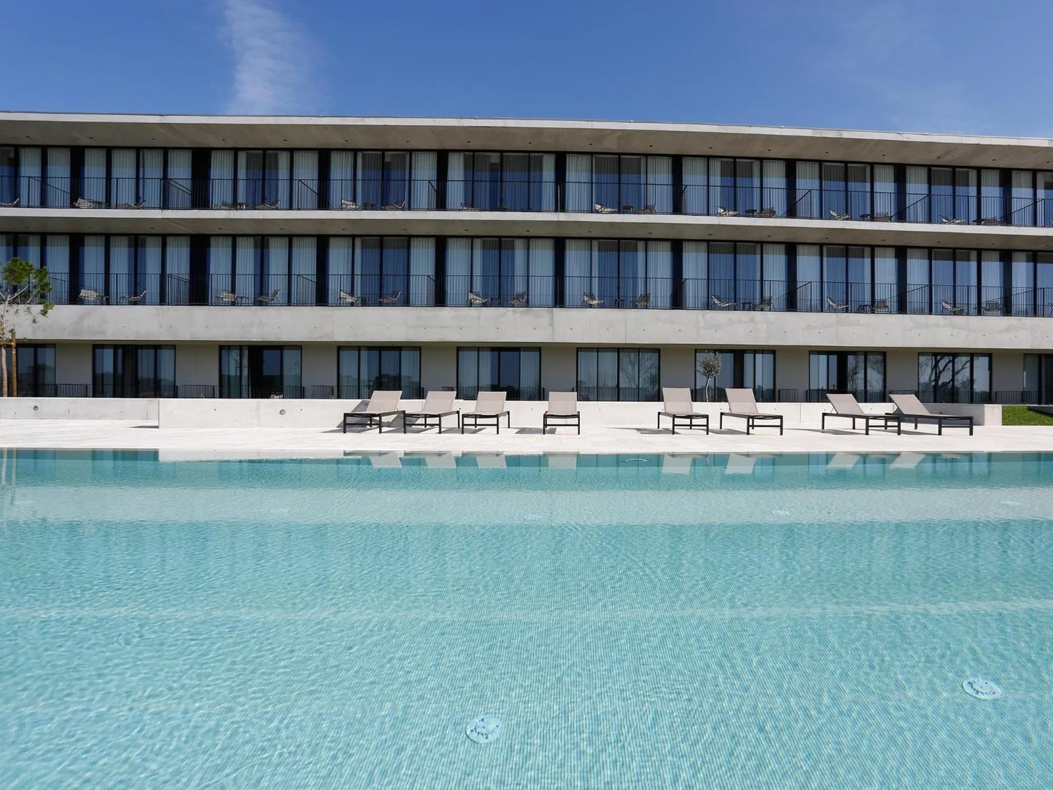 Swimming pool in Montebelo Vista Alegre Ílhavo Hotel