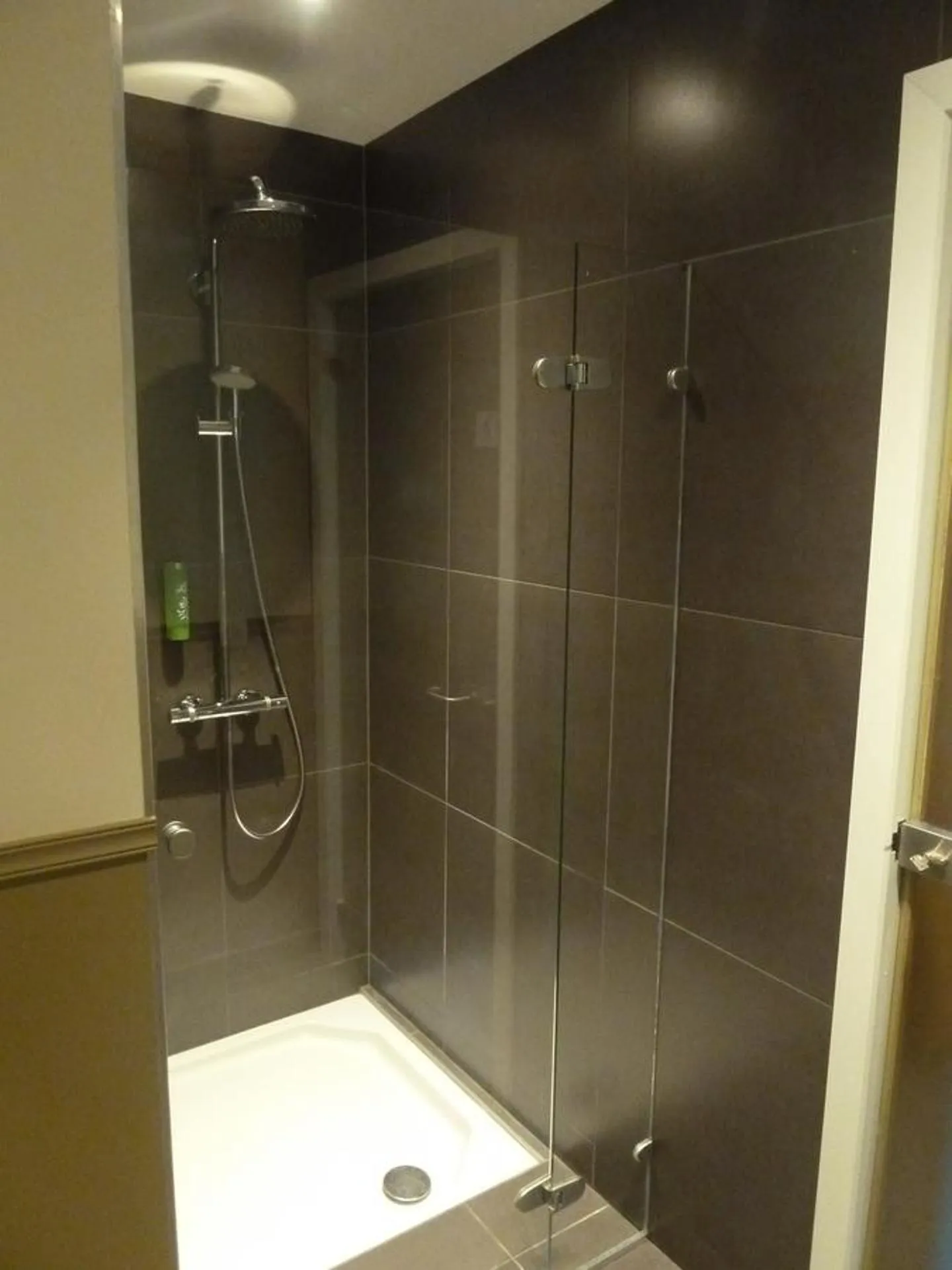 Shower in La Couette de l'Ours