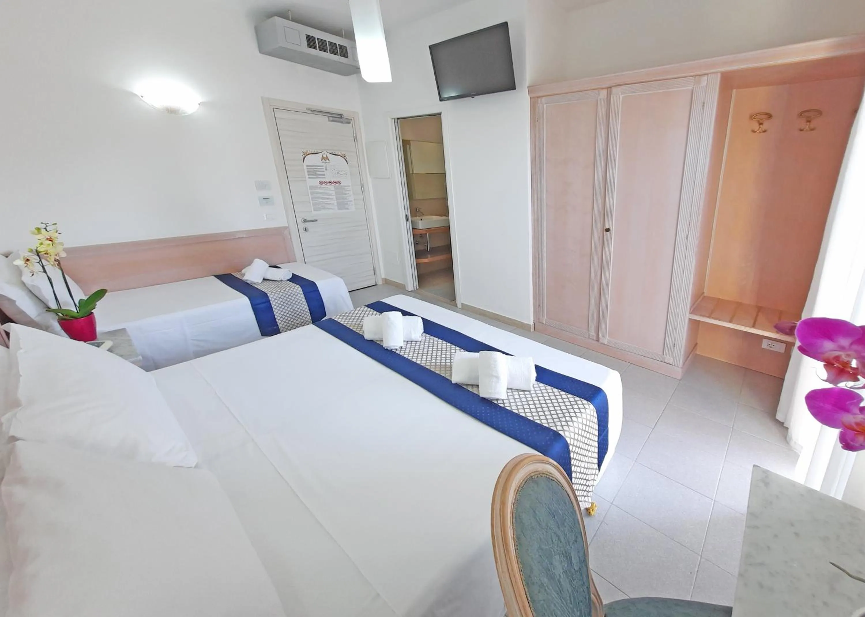 Bed in Hotel Margherita