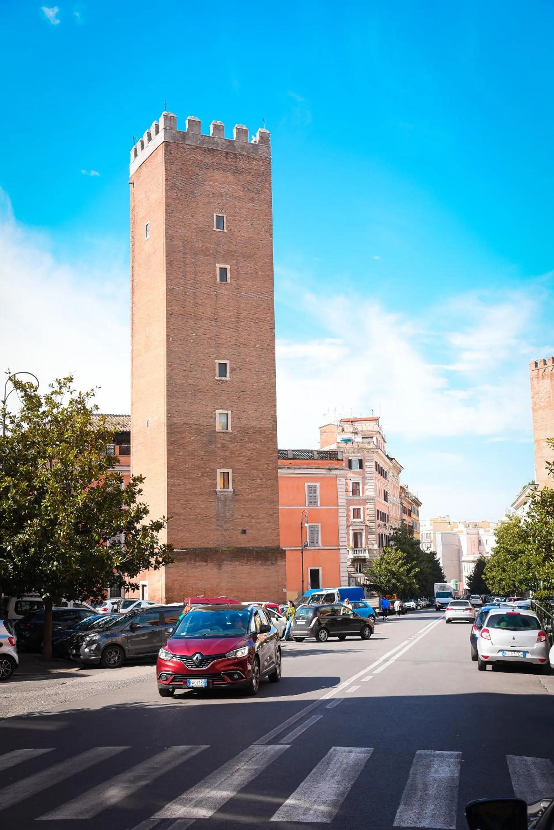 Property building in BQ House COLOSSEUM Luxury Rooms