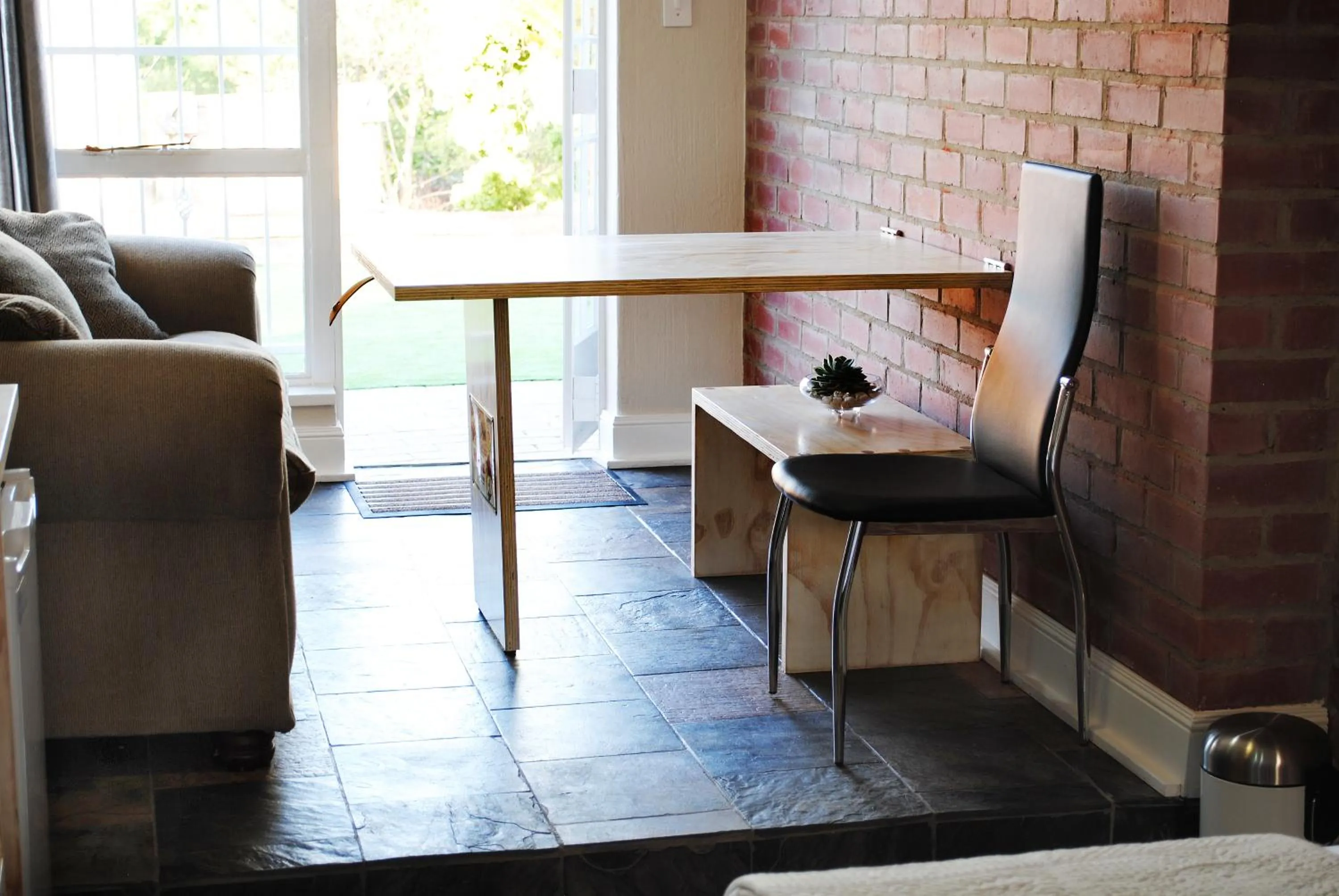 Photo of the whole room in B and B Sandton