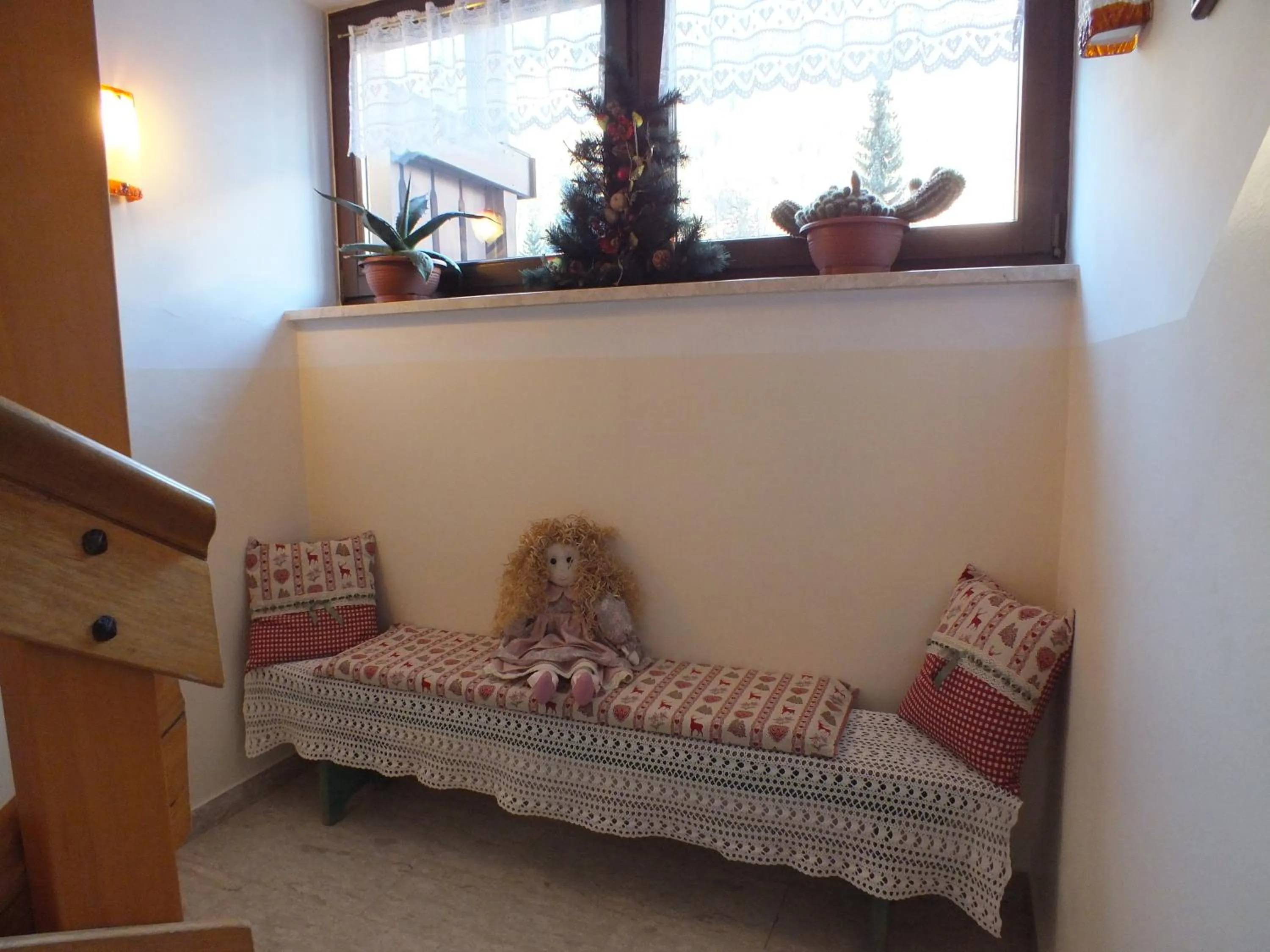 Decorative detail, Bed in Garnì Defrancesco