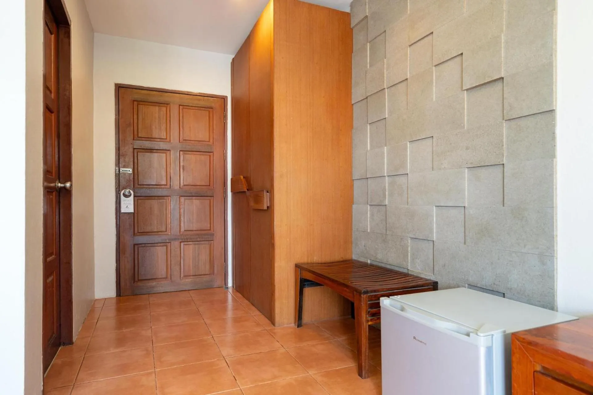 Bedroom in SawasdeeCiao Patong Guesthouse